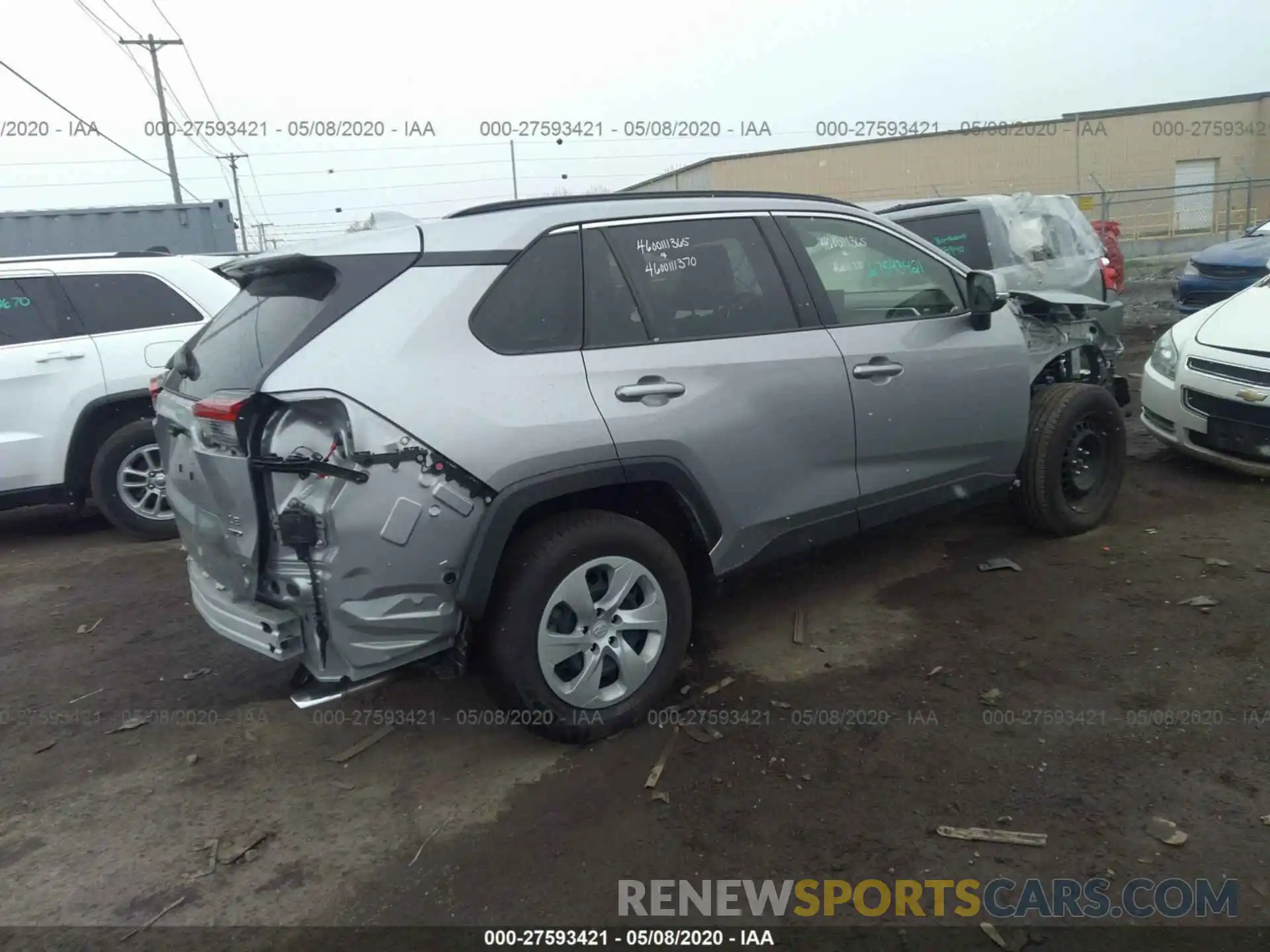 4 Фотография поврежденного автомобиля JTMG1RFV3KD037672 TOYOTA RAV4 2019