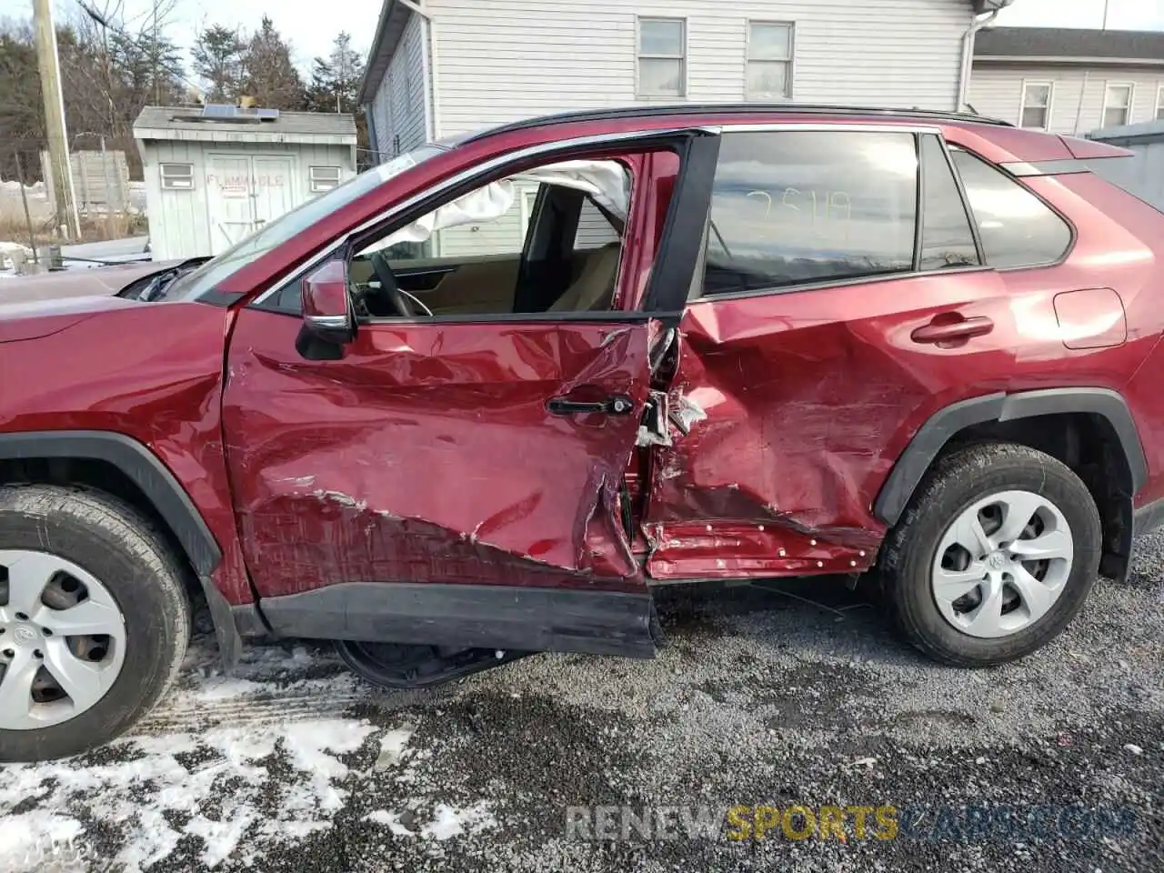 9 Photograph of a damaged car JTMG1RFV3KJ004687 TOYOTA RAV4 2019