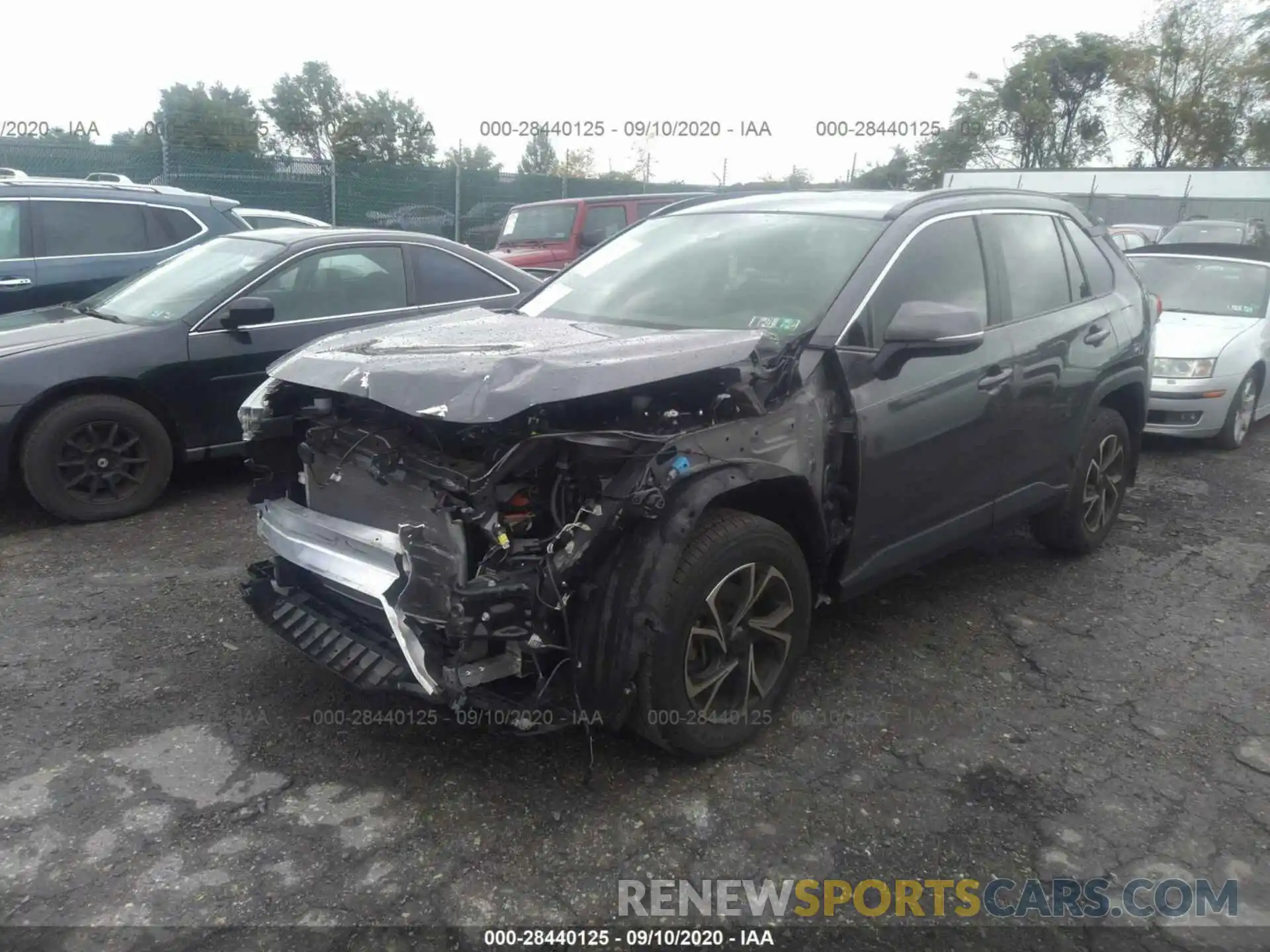 2 Photograph of a damaged car JTMG1RFV3KJ006844 TOYOTA RAV4 2019