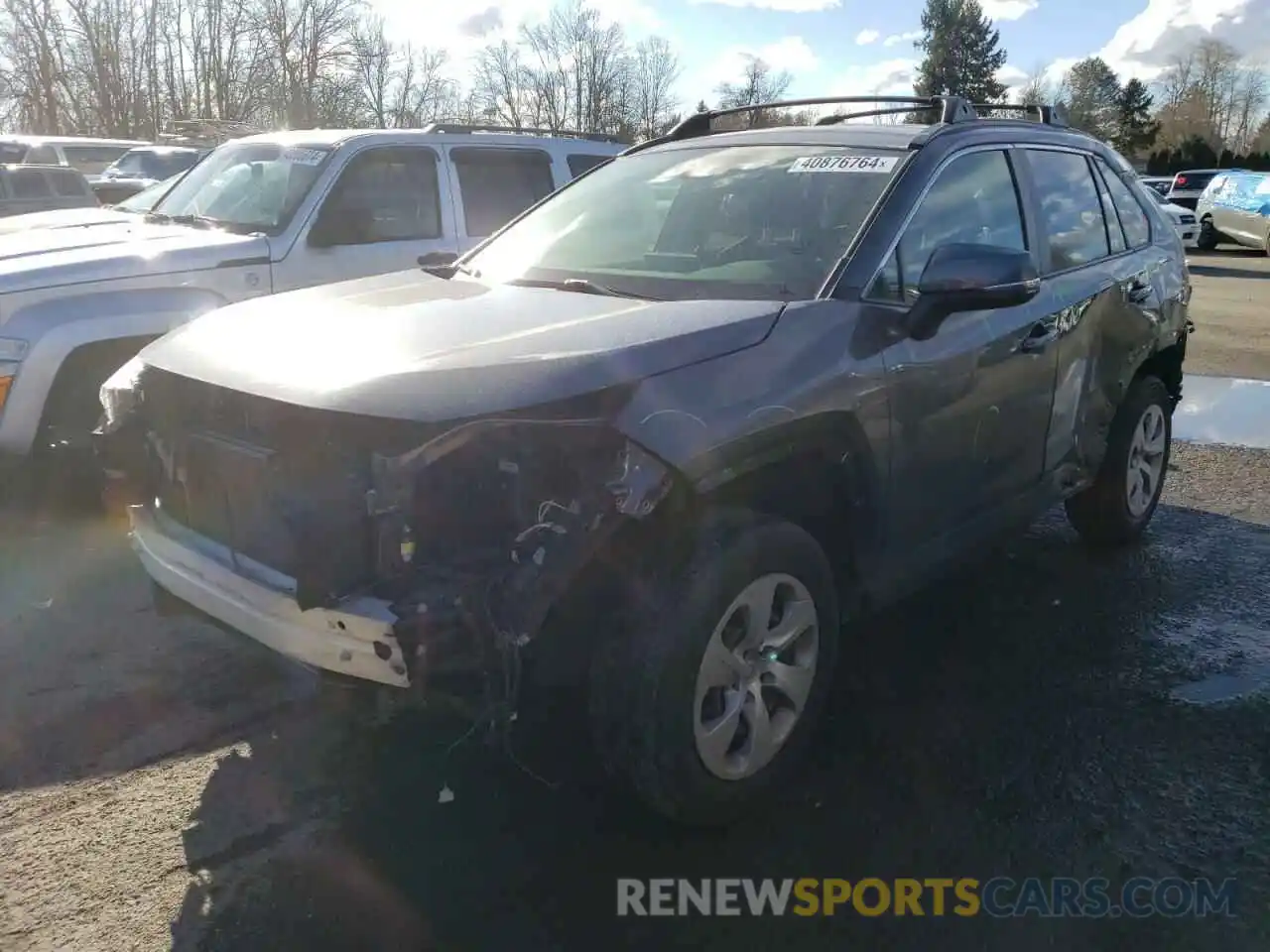 1 Photograph of a damaged car JTMG1RFV3KJ011977 TOYOTA RAV4 2019