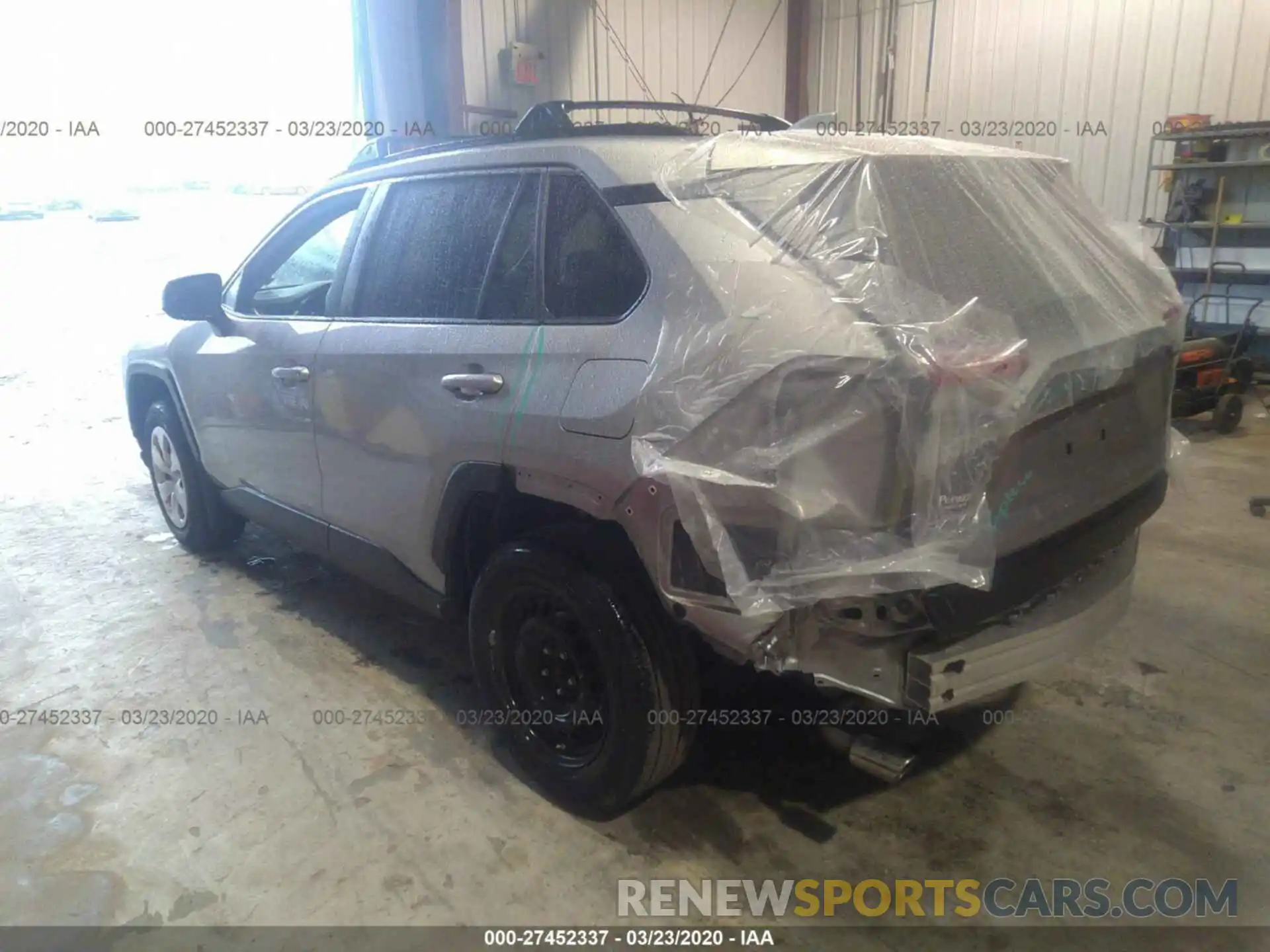 3 Фотография поврежденного автомобиля JTMG1RFV4KD019035 TOYOTA RAV4 2019