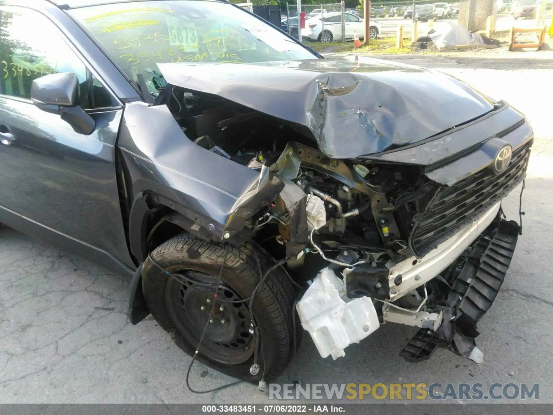 6 Photograph of a damaged car JTMG1RFV4KD019939 TOYOTA RAV4 2019