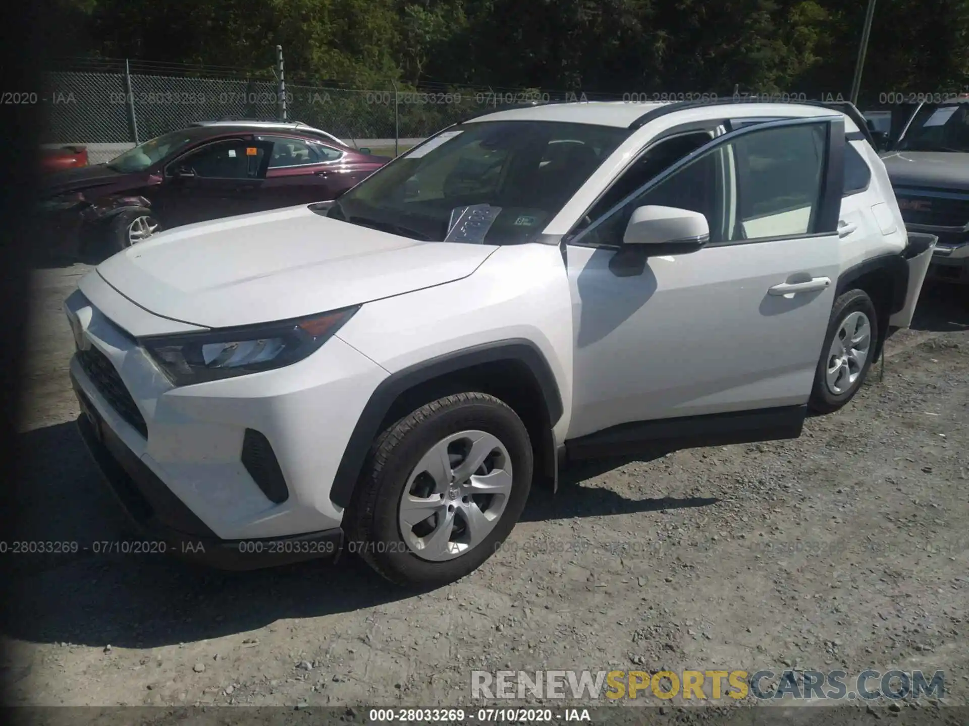 2 Фотография поврежденного автомобиля JTMG1RFV4KD033064 TOYOTA RAV4 2019