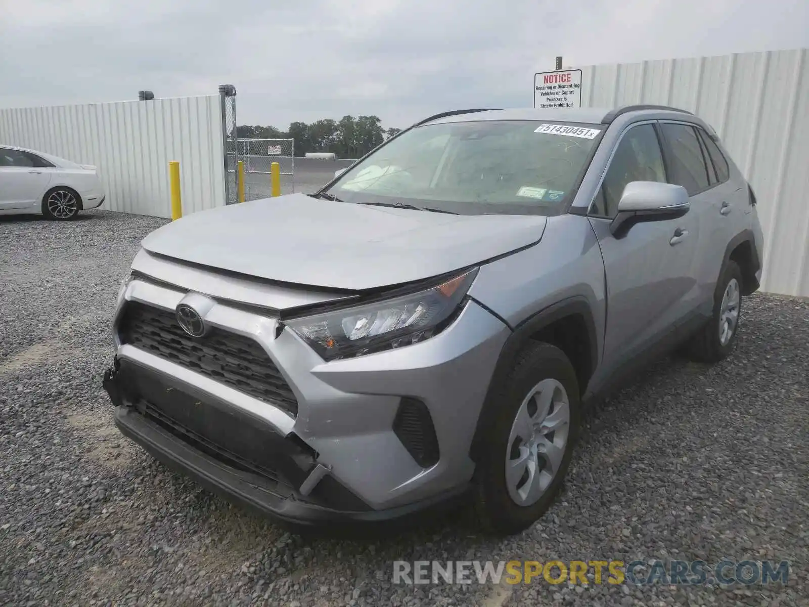 2 Photograph of a damaged car JTMG1RFV4KD037292 TOYOTA RAV4 2019