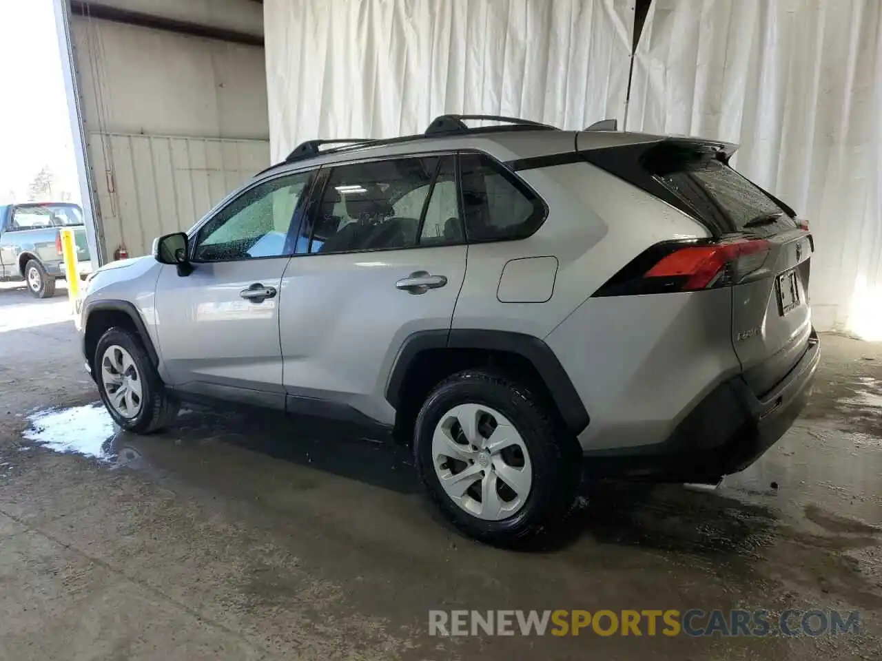 2 Фотография поврежденного автомобиля JTMG1RFV4KD501245 TOYOTA RAV4 2019