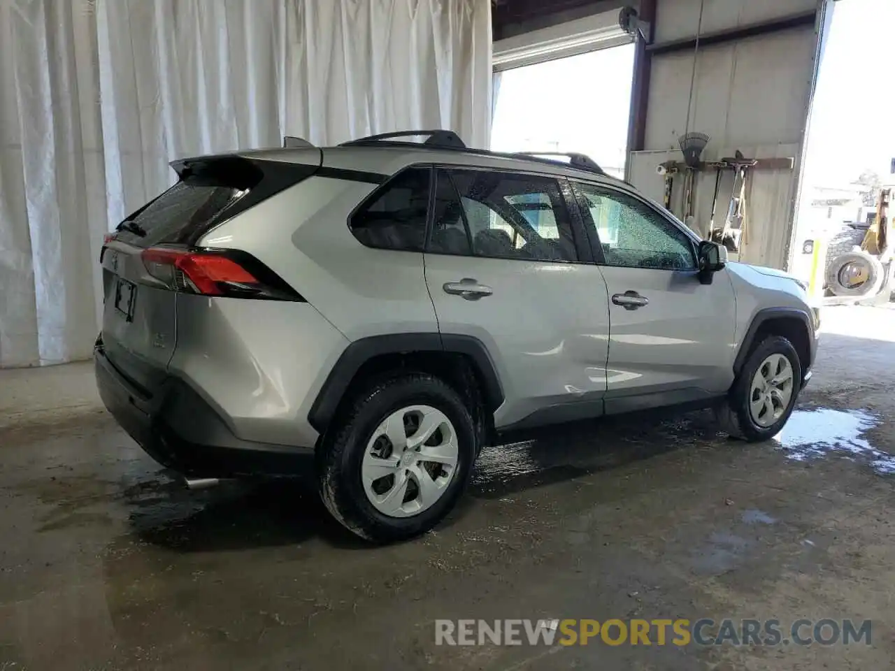 3 Photograph of a damaged car JTMG1RFV4KD501245 TOYOTA RAV4 2019