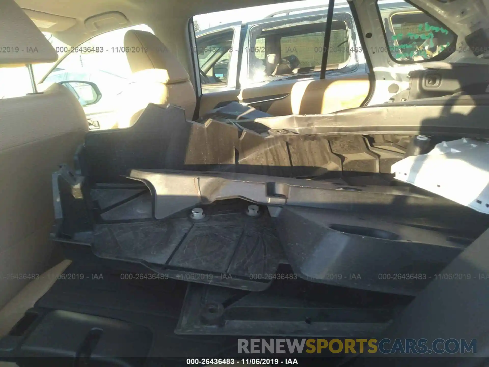 8 Photograph of a damaged car JTMG1RFV4KD516828 TOYOTA RAV4 2019