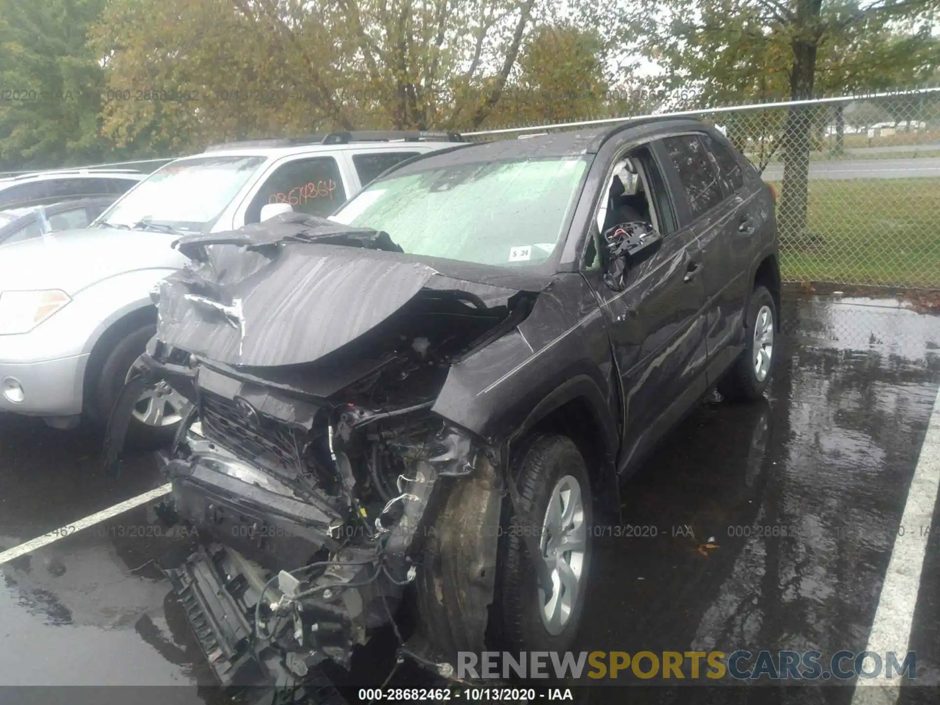 2 Photograph of a damaged car JTMG1RFV4KJ012751 TOYOTA RAV4 2019