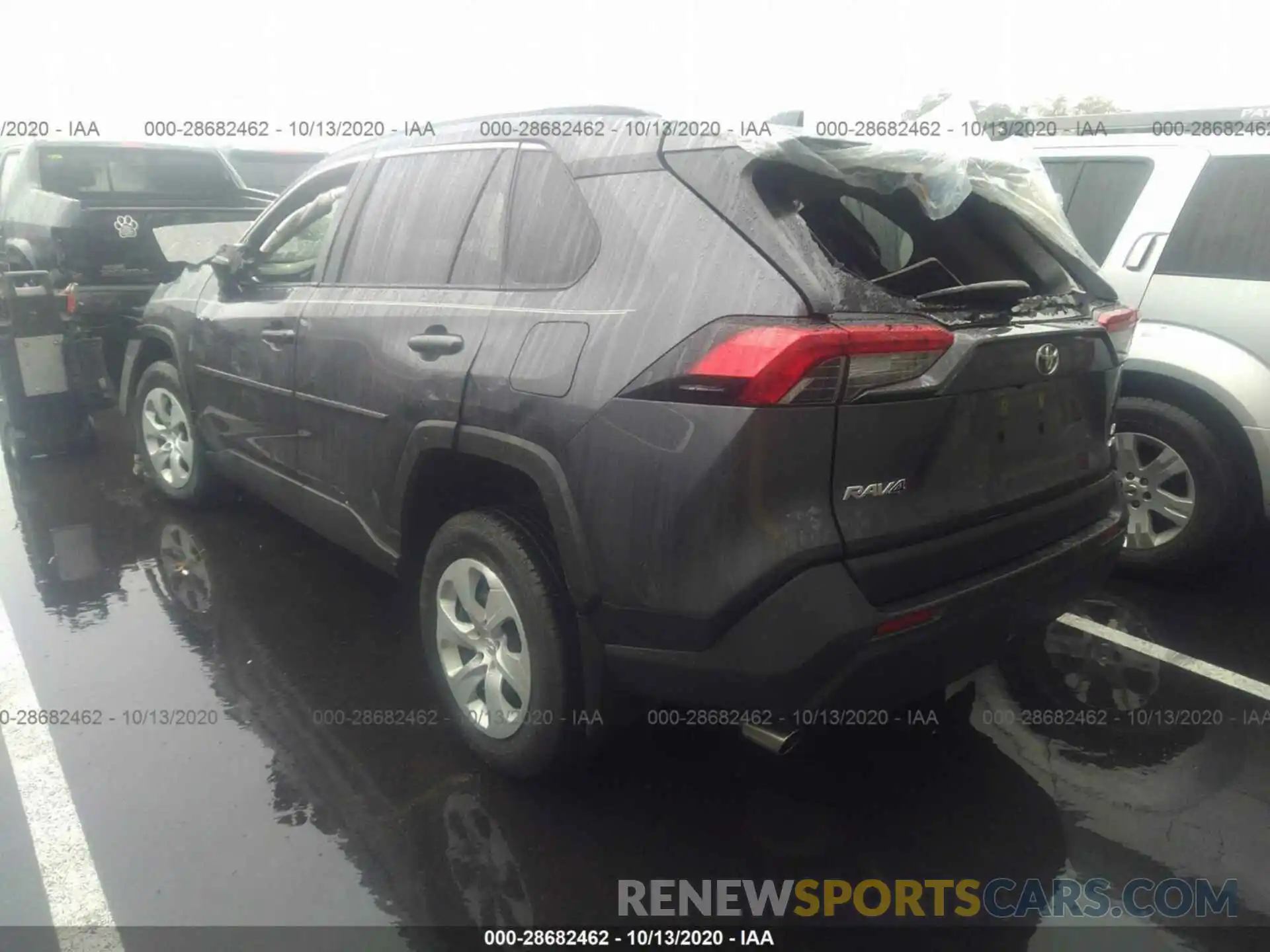 3 Photograph of a damaged car JTMG1RFV4KJ012751 TOYOTA RAV4 2019