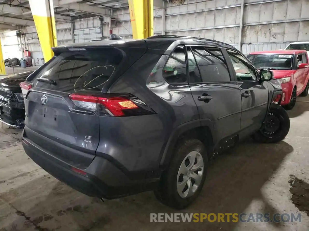 4 Photograph of a damaged car JTMG1RFV5KD006598 TOYOTA RAV4 2019