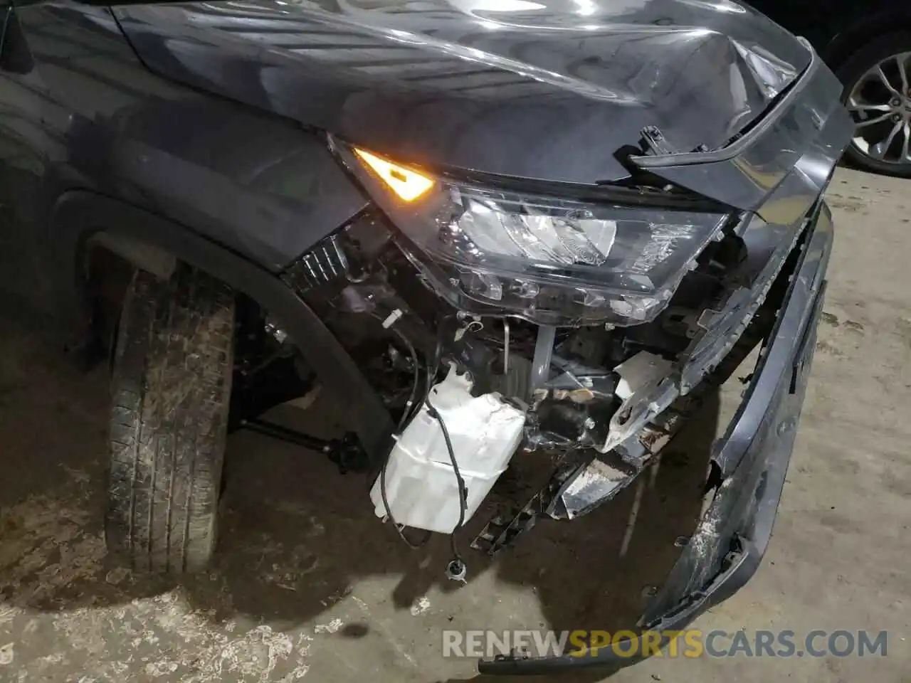 9 Photograph of a damaged car JTMG1RFV5KD006598 TOYOTA RAV4 2019