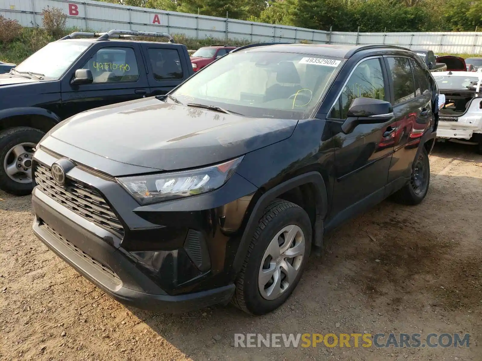 2 Photograph of a damaged car JTMG1RFV5KD007668 TOYOTA RAV4 2019