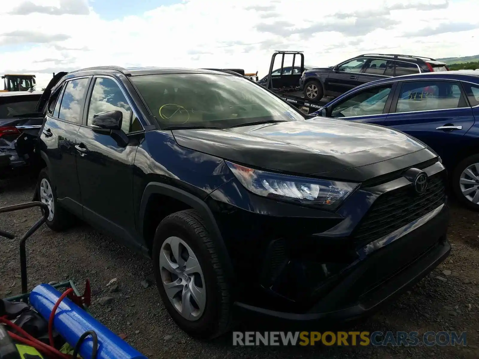 1 Photograph of a damaged car JTMG1RFV5KD021912 TOYOTA RAV4 2019