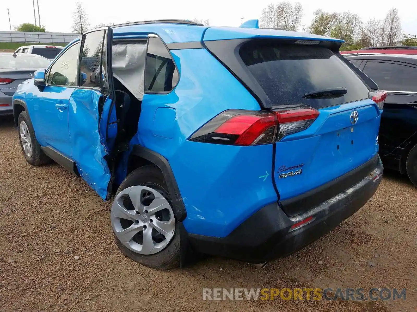 3 Photograph of a damaged car JTMG1RFV5KD023174 TOYOTA RAV4 2019