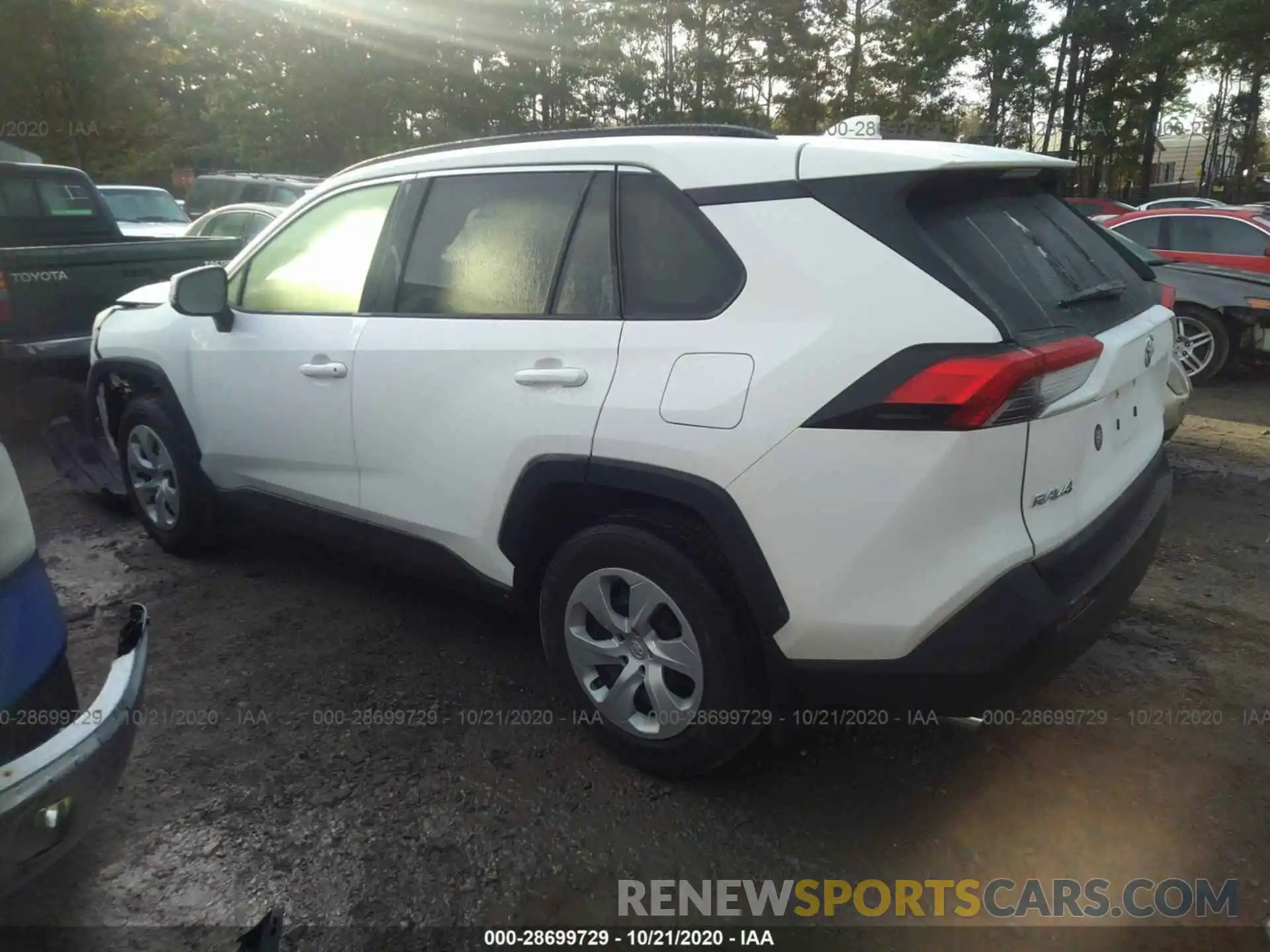 3 Photograph of a damaged car JTMG1RFV5KD031730 TOYOTA RAV4 2019