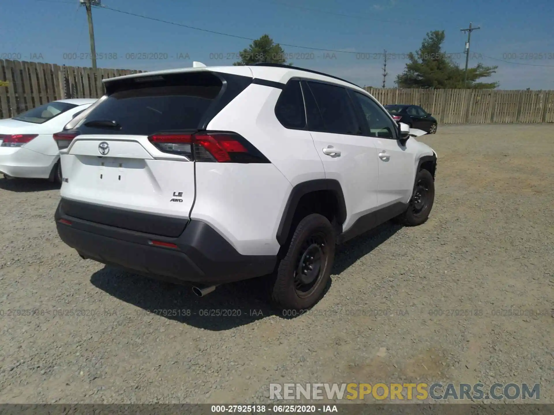 4 Photograph of a damaged car JTMG1RFV5KD038578 TOYOTA RAV4 2019