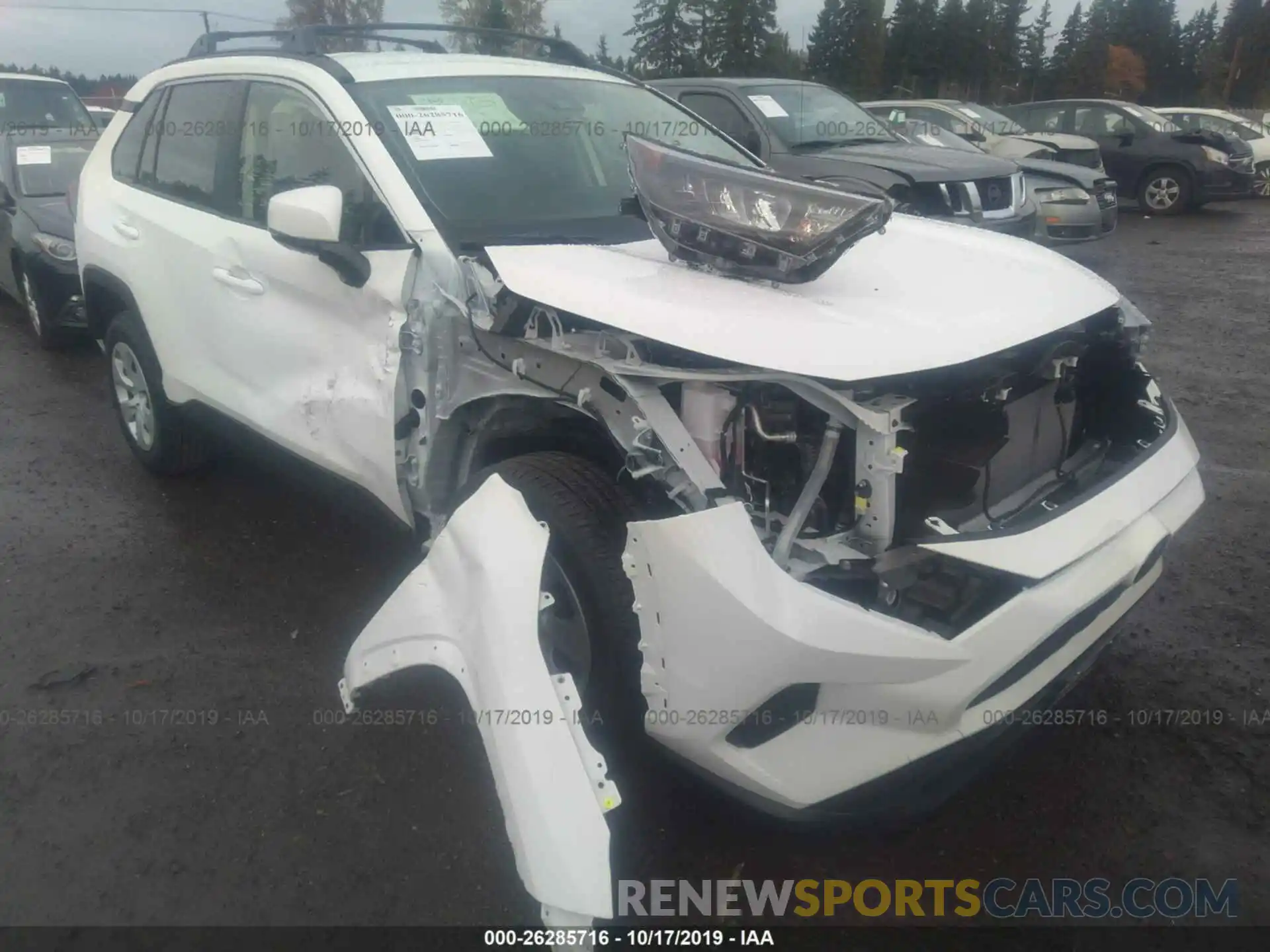 1 Photograph of a damaged car JTMG1RFV5KD039360 TOYOTA RAV4 2019