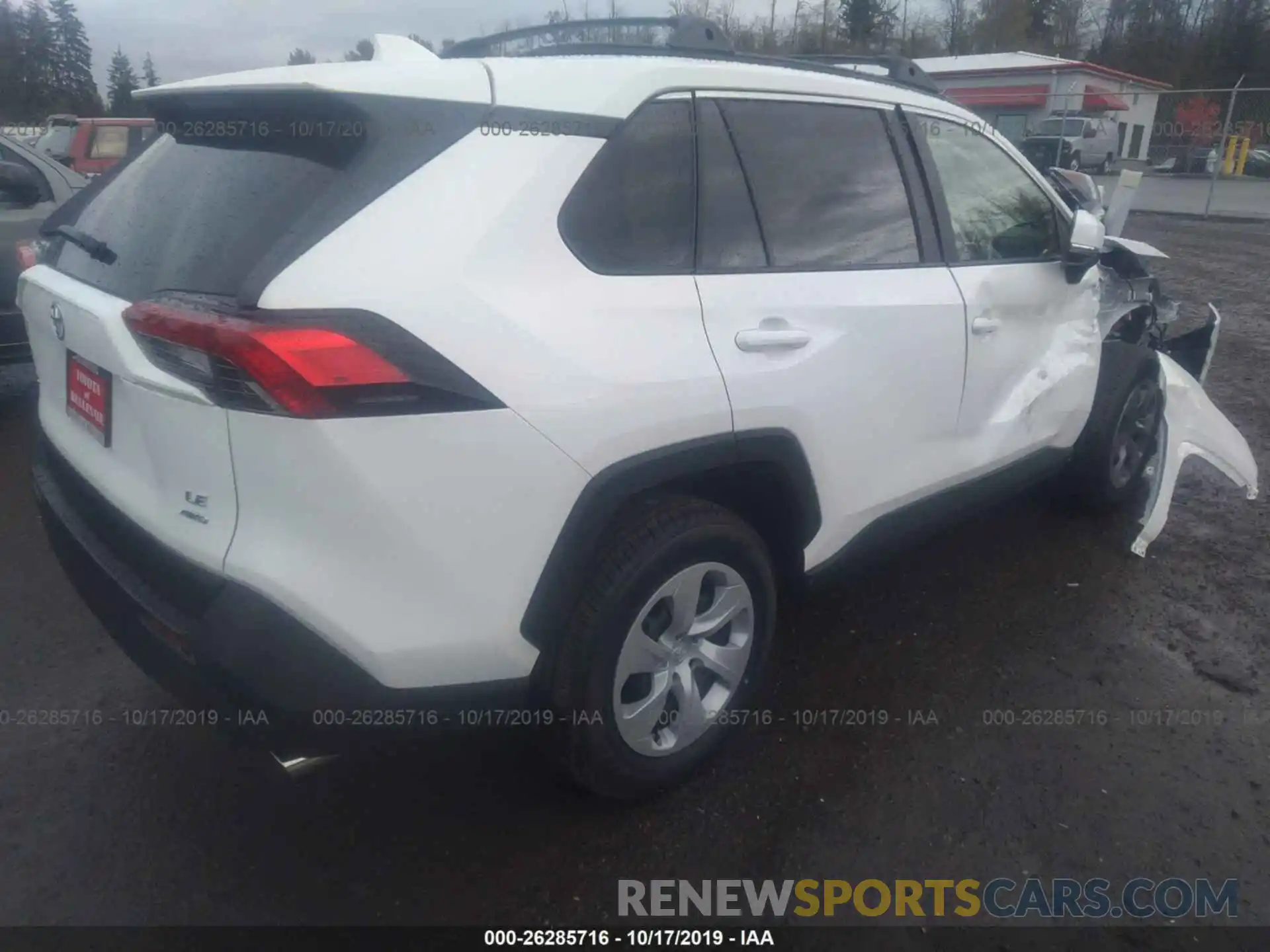 4 Photograph of a damaged car JTMG1RFV5KD039360 TOYOTA RAV4 2019