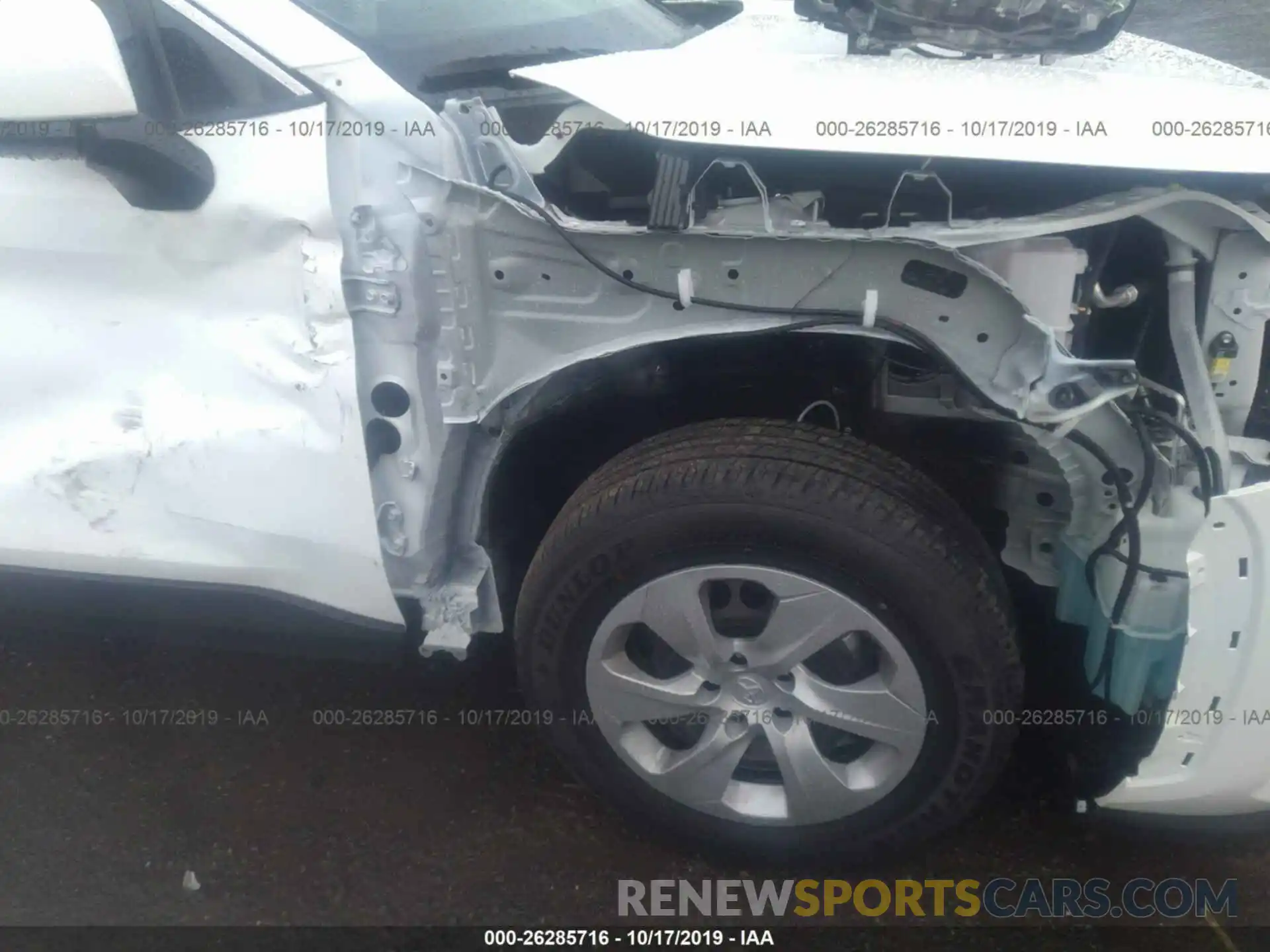 6 Photograph of a damaged car JTMG1RFV5KD039360 TOYOTA RAV4 2019