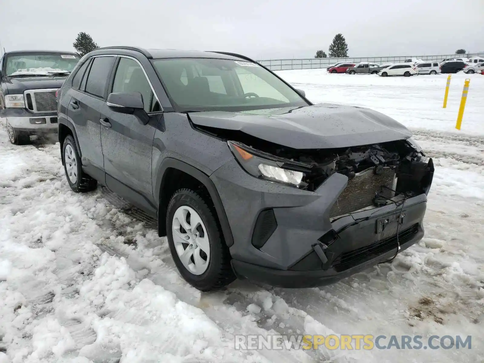 1 Photograph of a damaged car JTMG1RFV5KD045403 TOYOTA RAV4 2019