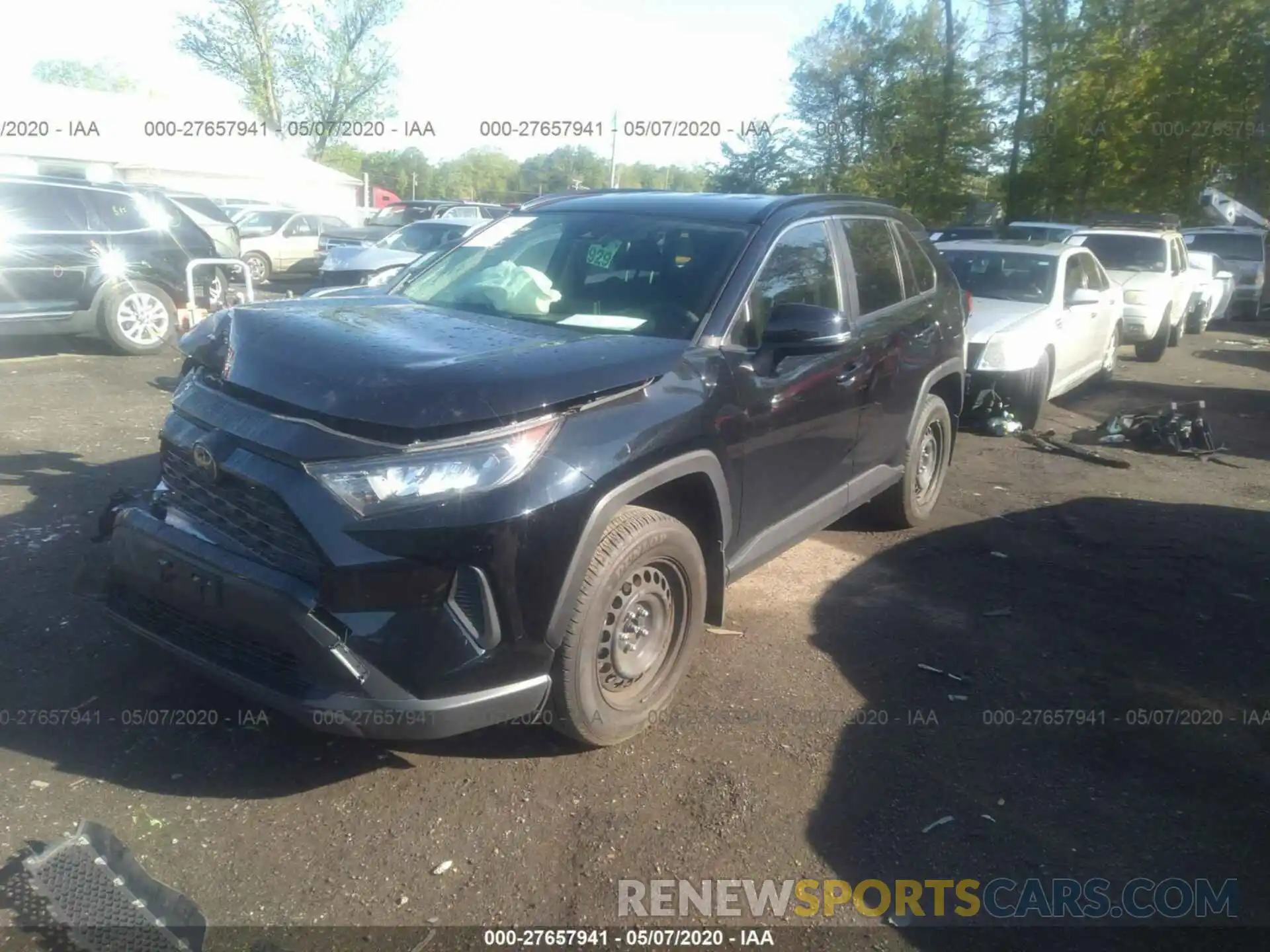 2 Фотография поврежденного автомобиля JTMG1RFV5KD503568 TOYOTA RAV4 2019