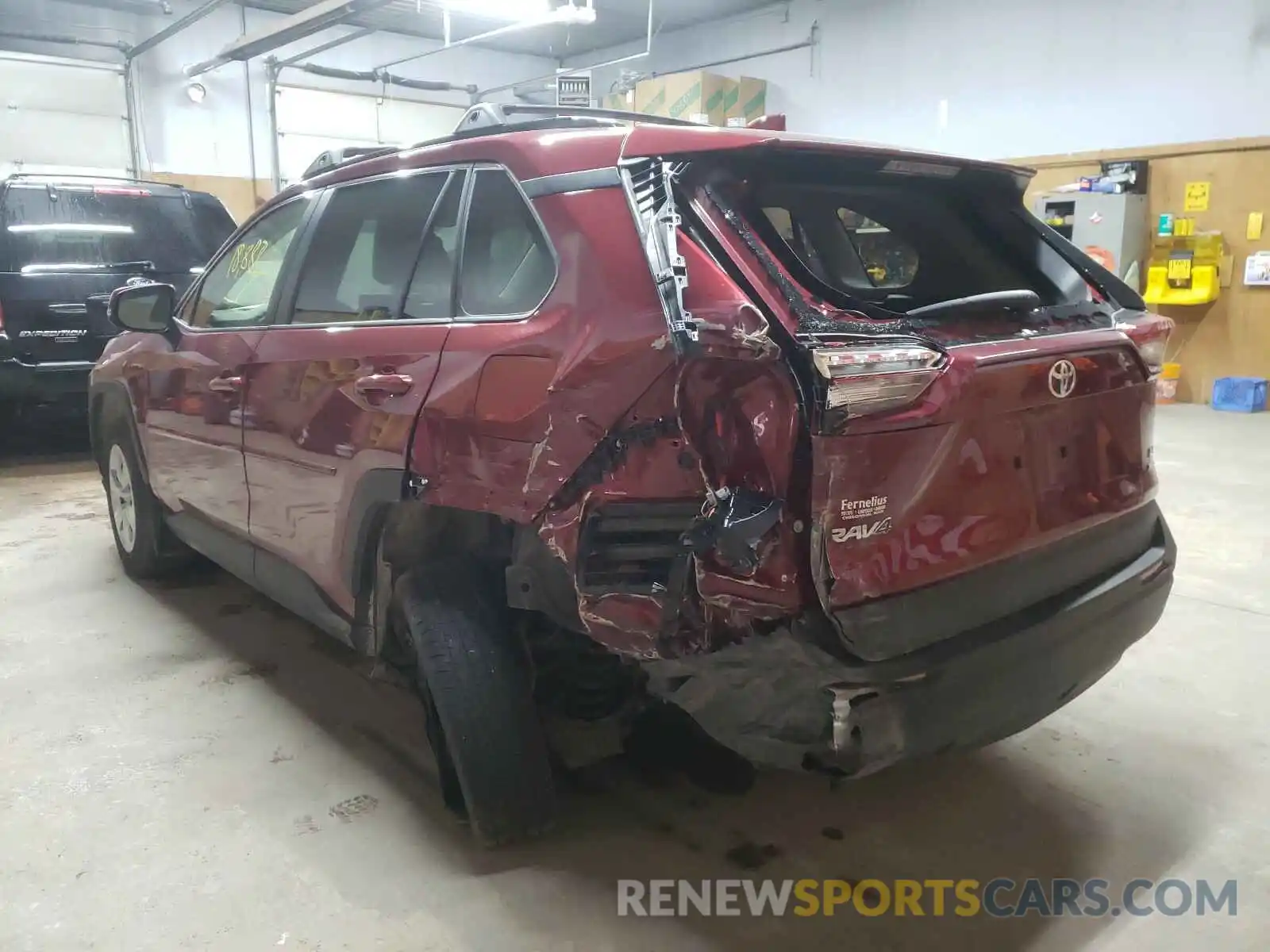 3 Photograph of a damaged car JTMG1RFV5KD522346 TOYOTA RAV4 2019