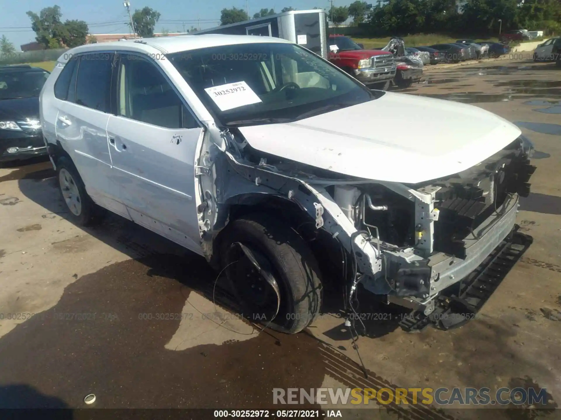 1 Photograph of a damaged car JTMG1RFV5KJ009731 TOYOTA RAV4 2019