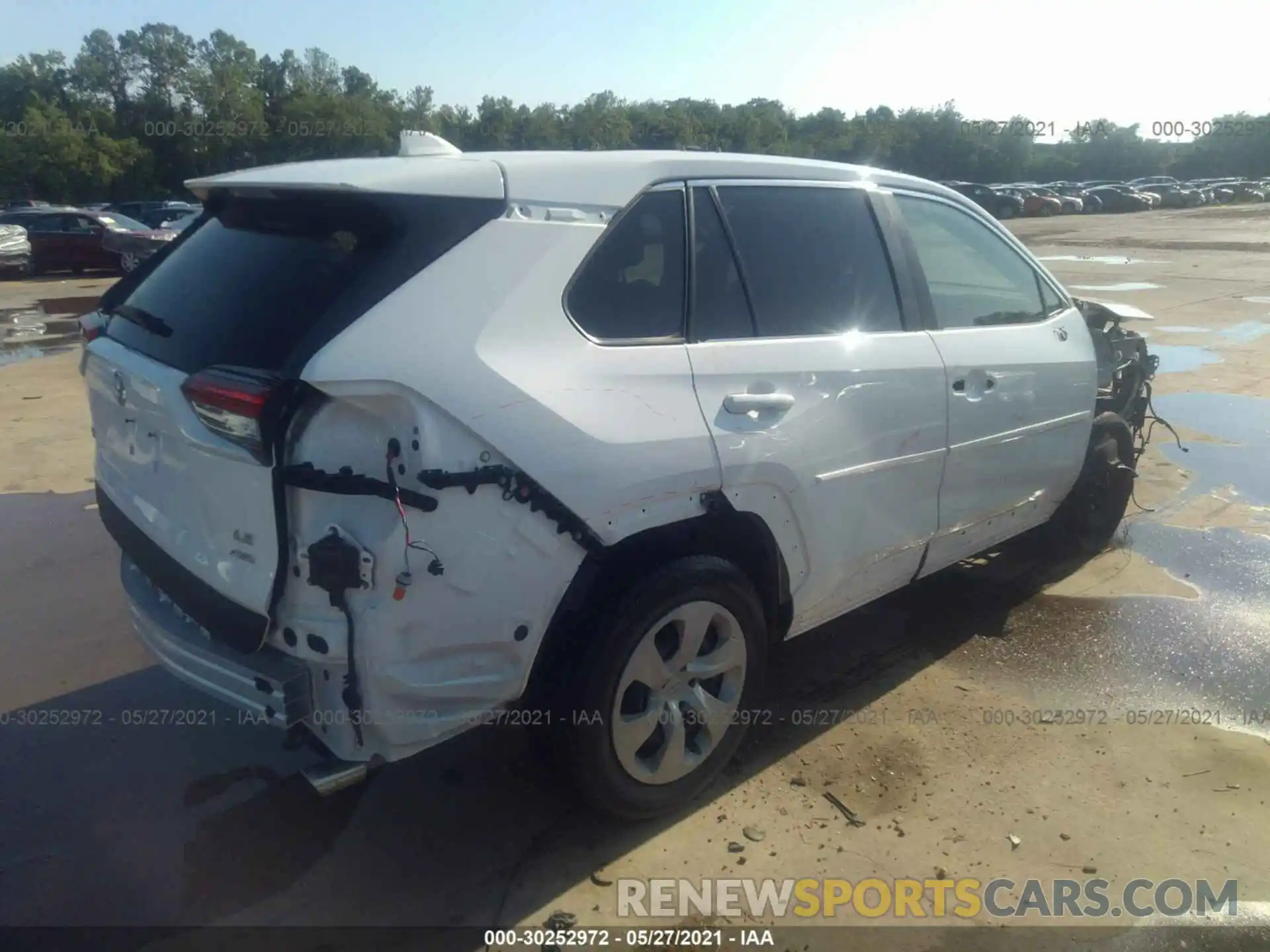 4 Photograph of a damaged car JTMG1RFV5KJ009731 TOYOTA RAV4 2019