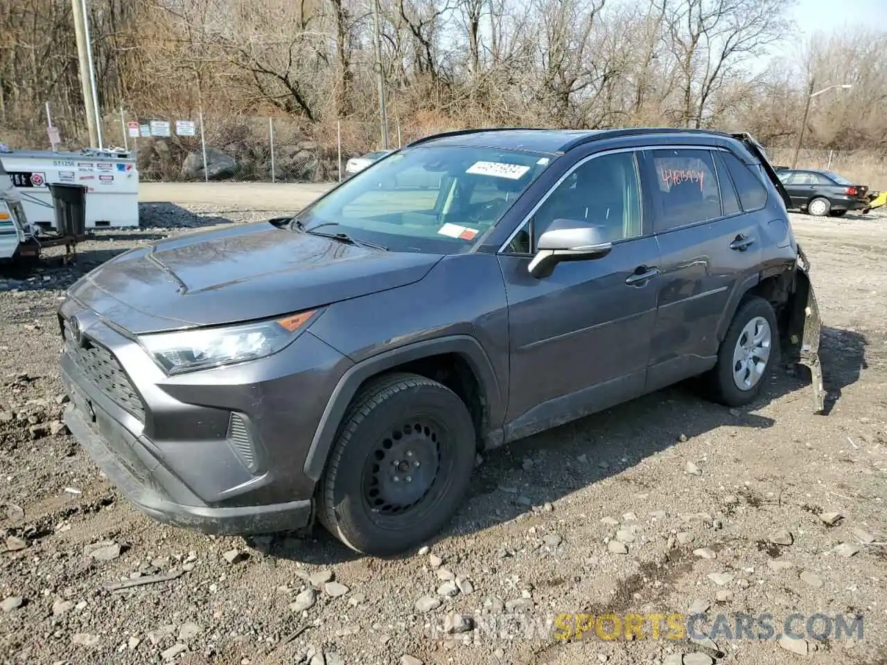 1 Photograph of a damaged car JTMG1RFV5KJ020678 TOYOTA RAV4 2019