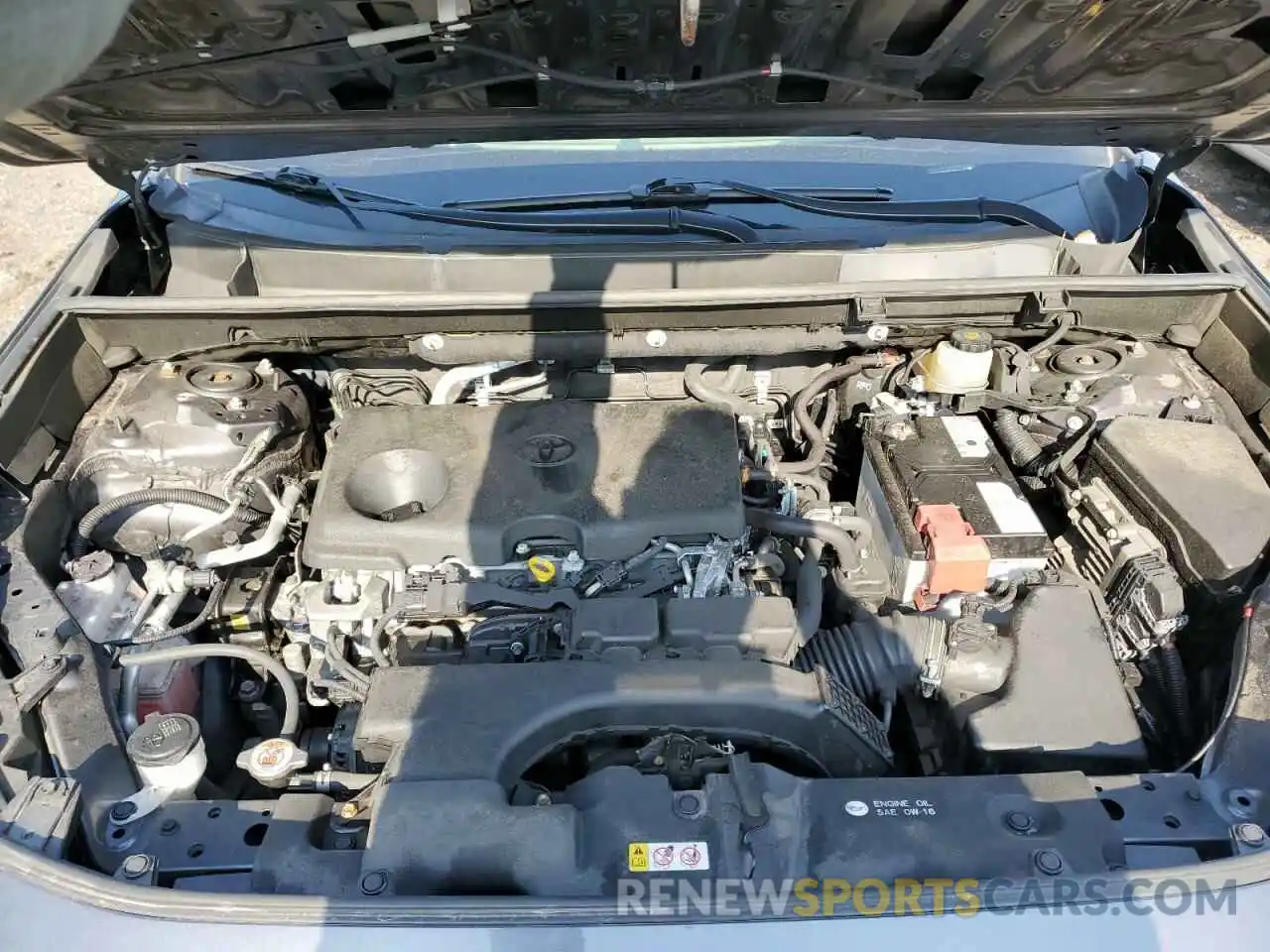 12 Photograph of a damaged car JTMG1RFV5KJ020678 TOYOTA RAV4 2019