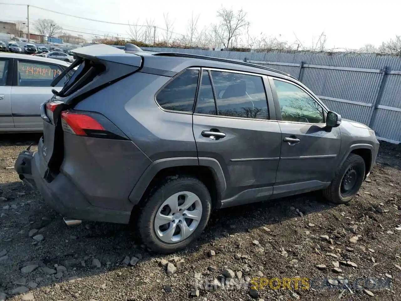 3 Фотография поврежденного автомобиля JTMG1RFV5KJ020678 TOYOTA RAV4 2019