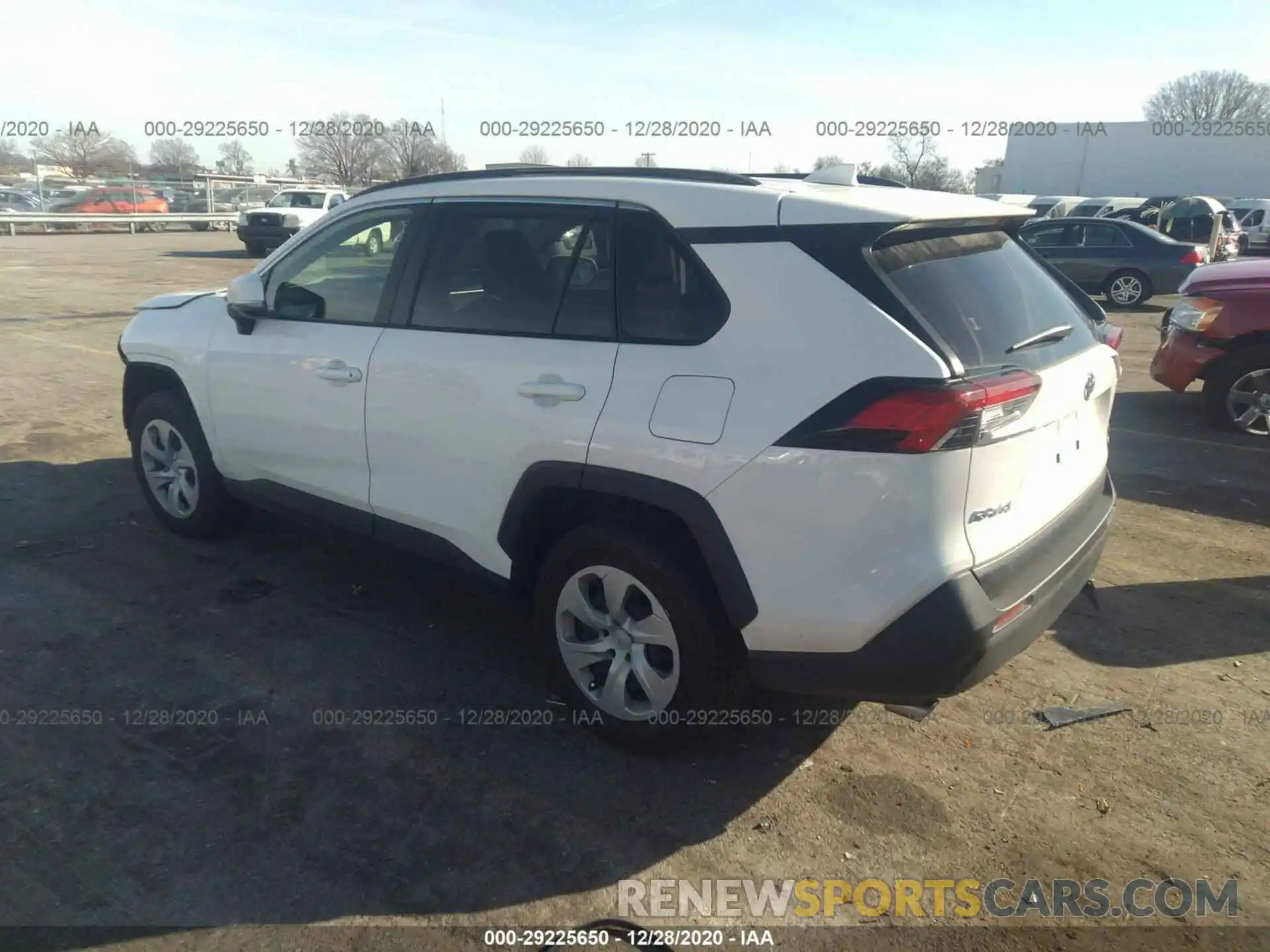 3 Photograph of a damaged car JTMG1RFV5KJ024357 TOYOTA RAV4 2019