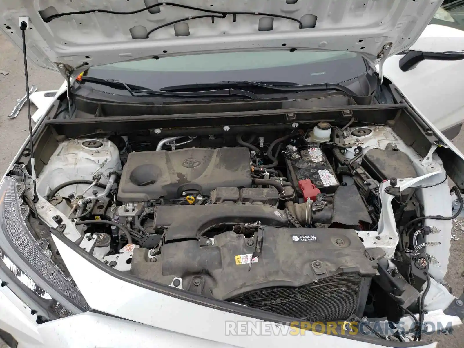 7 Фотография поврежденного автомобиля JTMG1RFV6KD033888 TOYOTA RAV4 2019