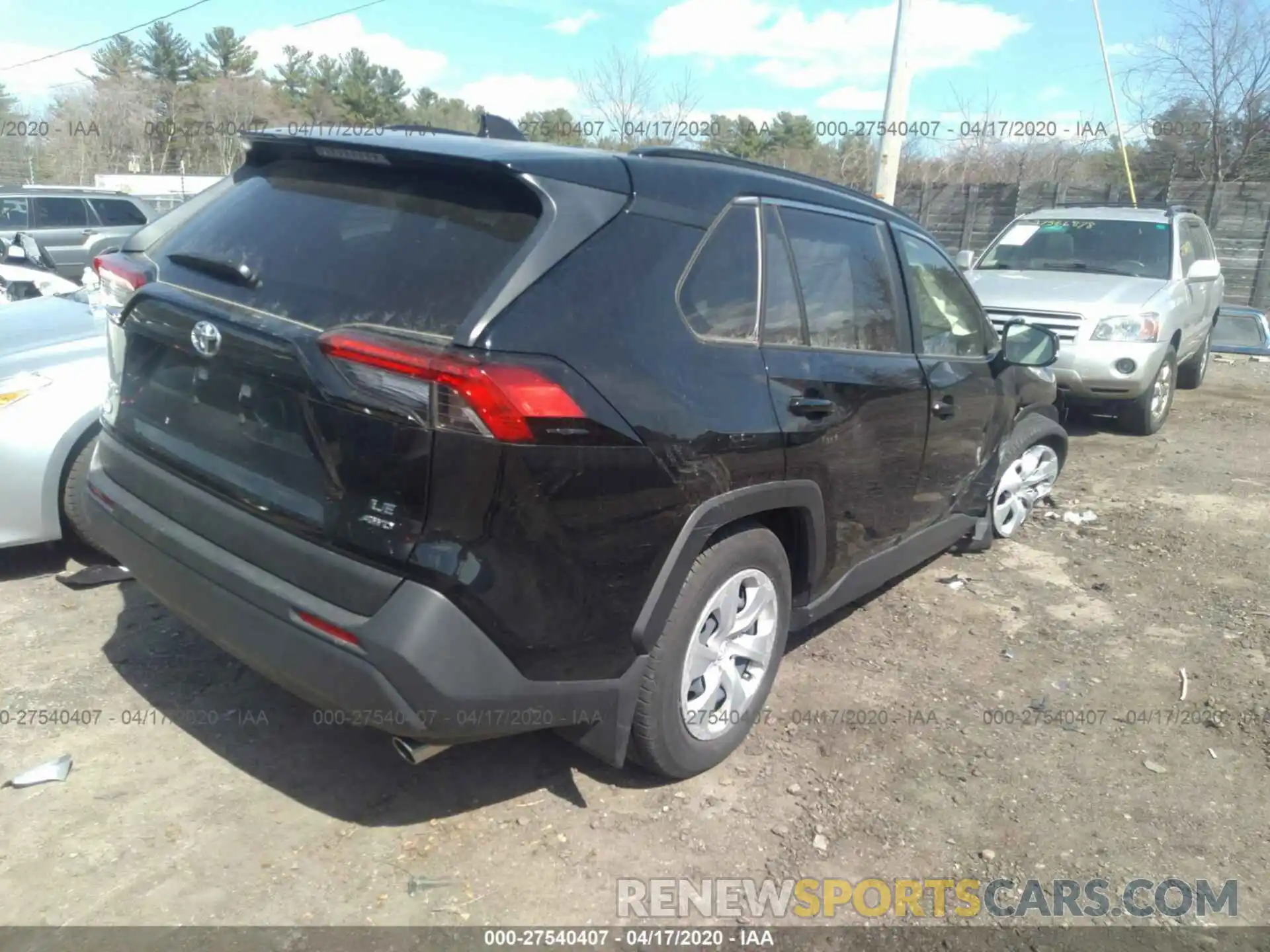 4 Photograph of a damaged car JTMG1RFV6KD504311 TOYOTA RAV4 2019