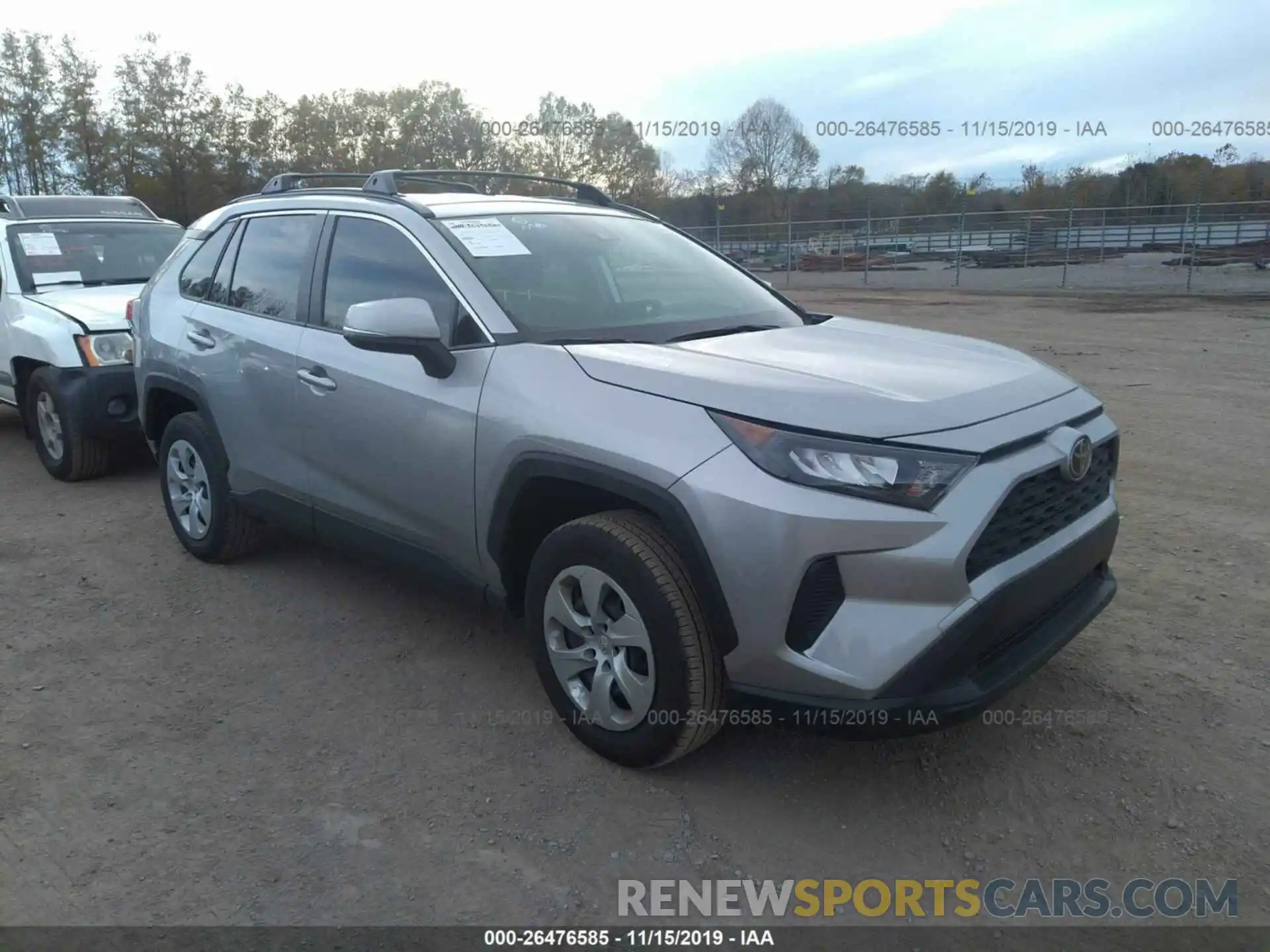 1 Photograph of a damaged car JTMG1RFV6KJ013111 TOYOTA RAV4 2019