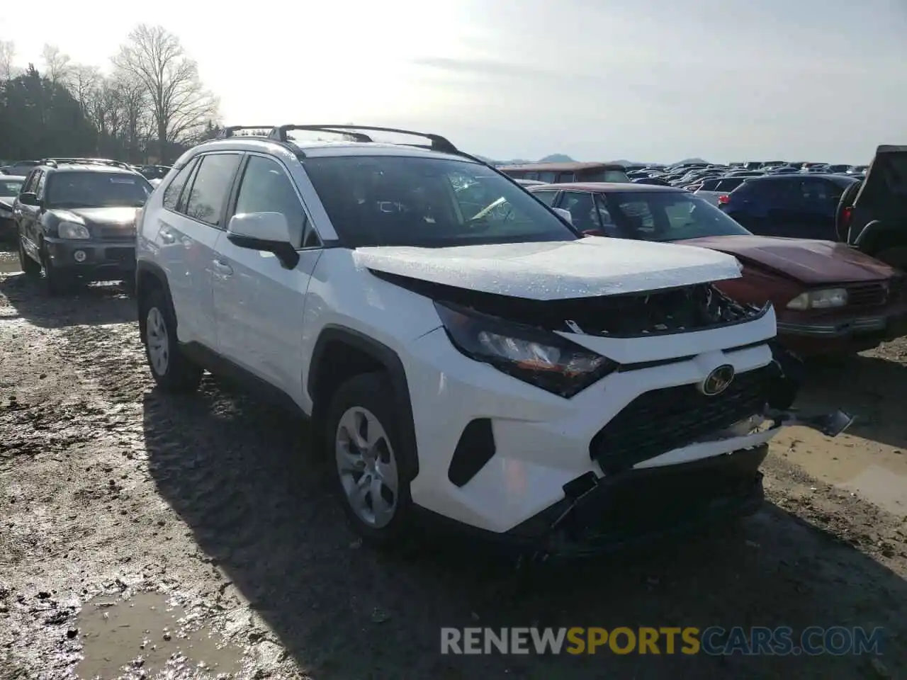 1 Photograph of a damaged car JTMG1RFV6KJ019183 TOYOTA RAV4 2019