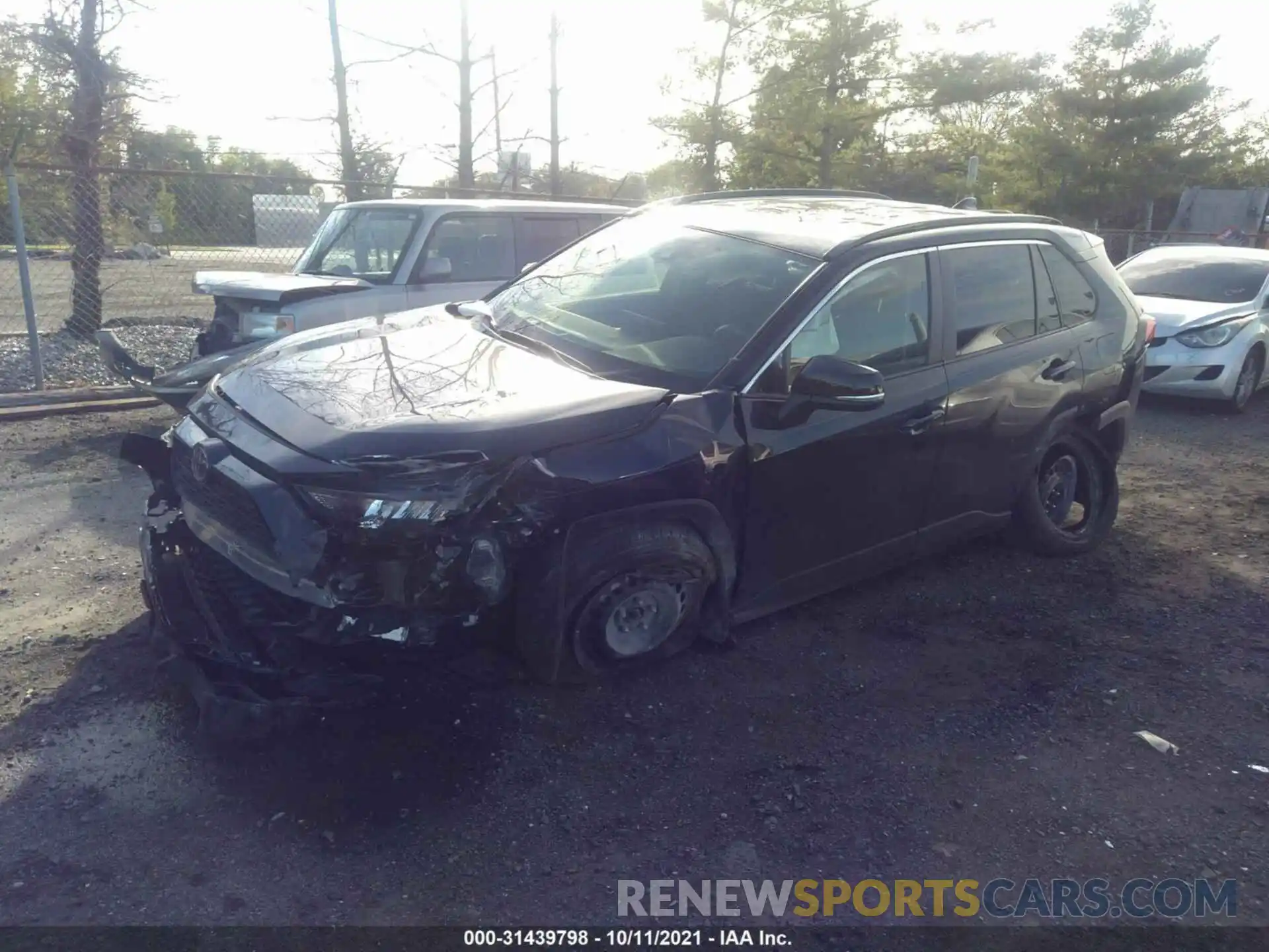 2 Photograph of a damaged car JTMG1RFV6KJ020396 TOYOTA RAV4 2019