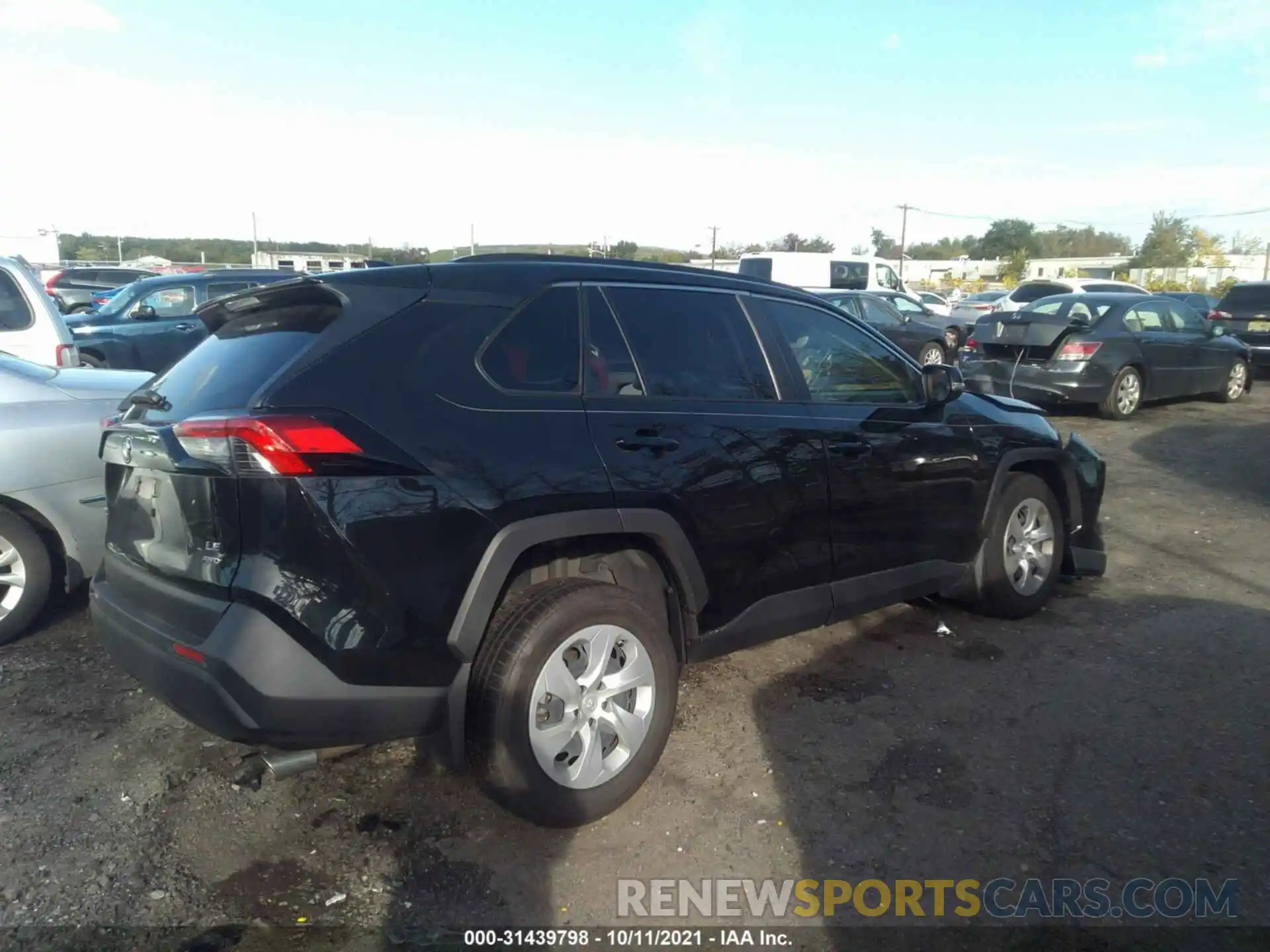 4 Photograph of a damaged car JTMG1RFV6KJ020396 TOYOTA RAV4 2019