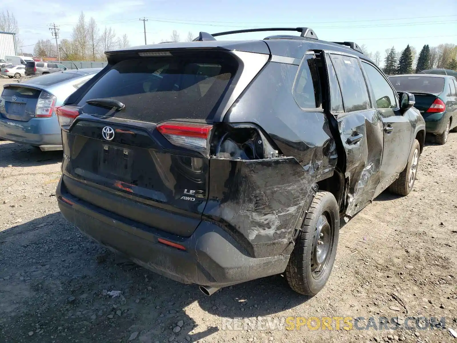 4 Photograph of a damaged car JTMG1RFV6KJ024836 TOYOTA RAV4 2019