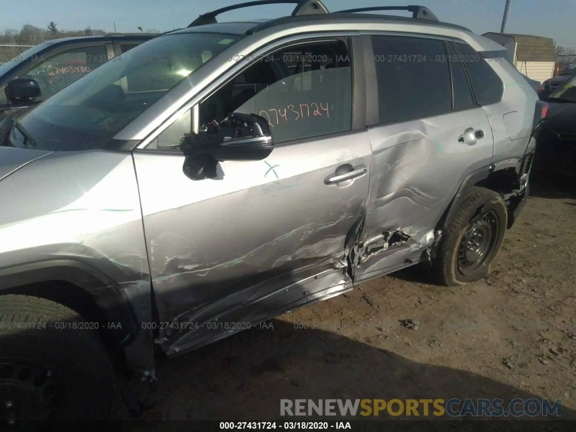 6 Photograph of a damaged car JTMG1RFV7KD007977 TOYOTA RAV4 2019