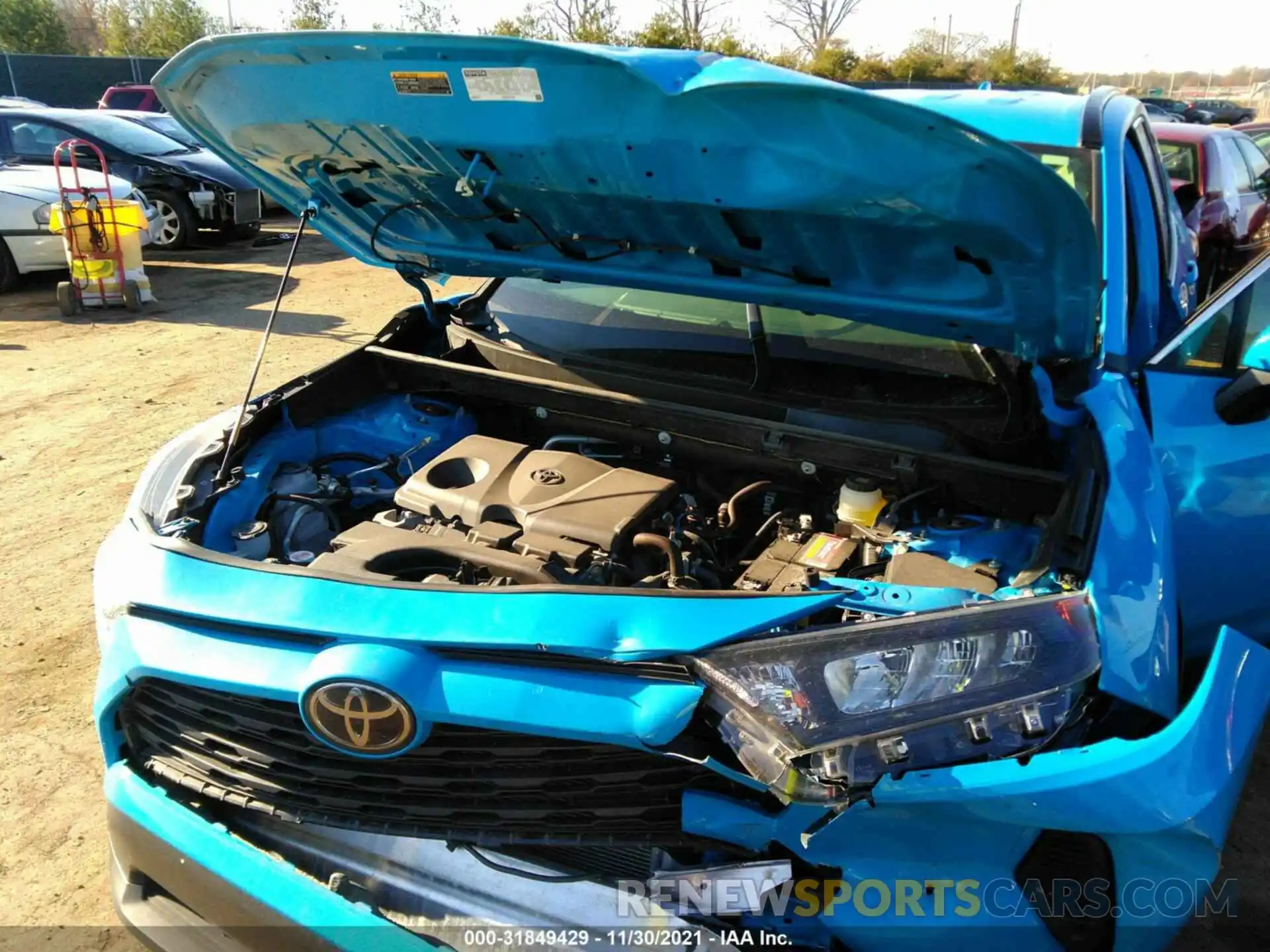 10 Photograph of a damaged car JTMG1RFV7KD040154 TOYOTA RAV4 2019