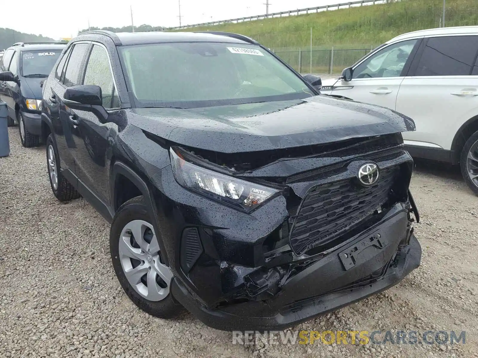 1 Photograph of a damaged car JTMG1RFV7KD041613 TOYOTA RAV4 2019