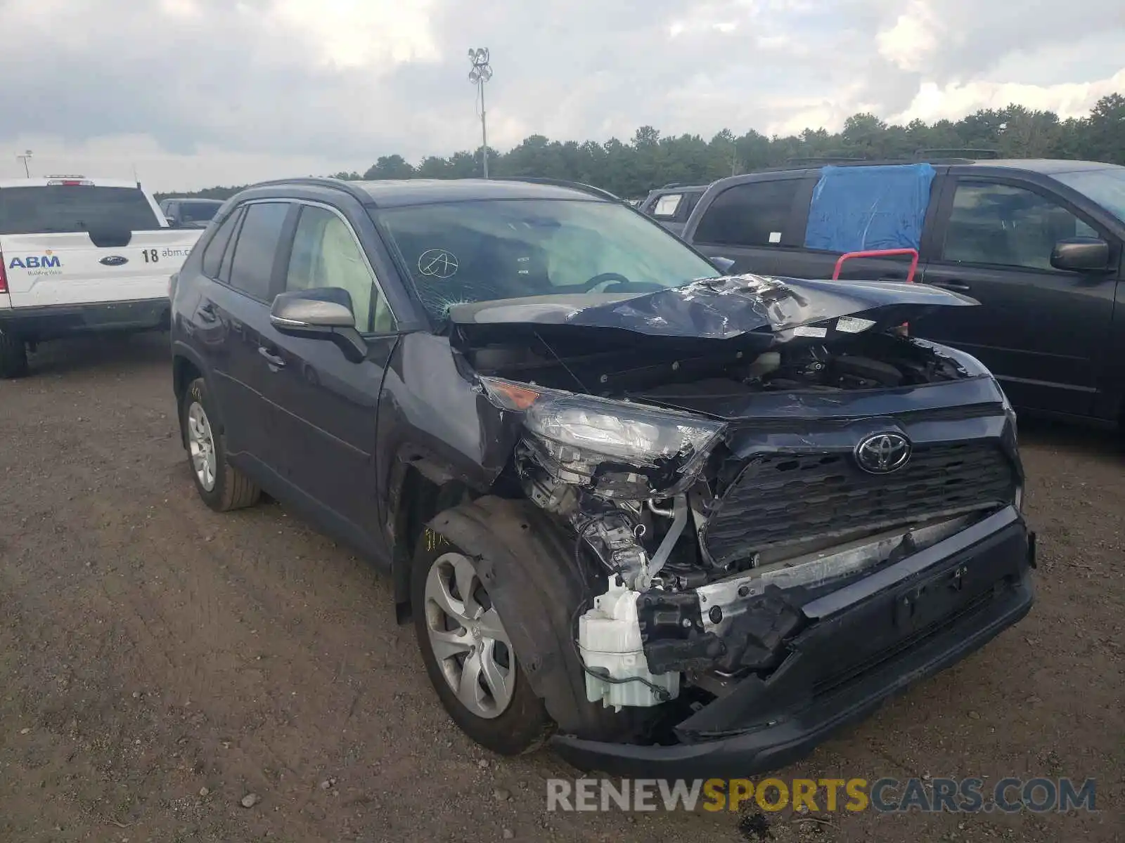 1 Photograph of a damaged car JTMG1RFV7KD500980 TOYOTA RAV4 2019