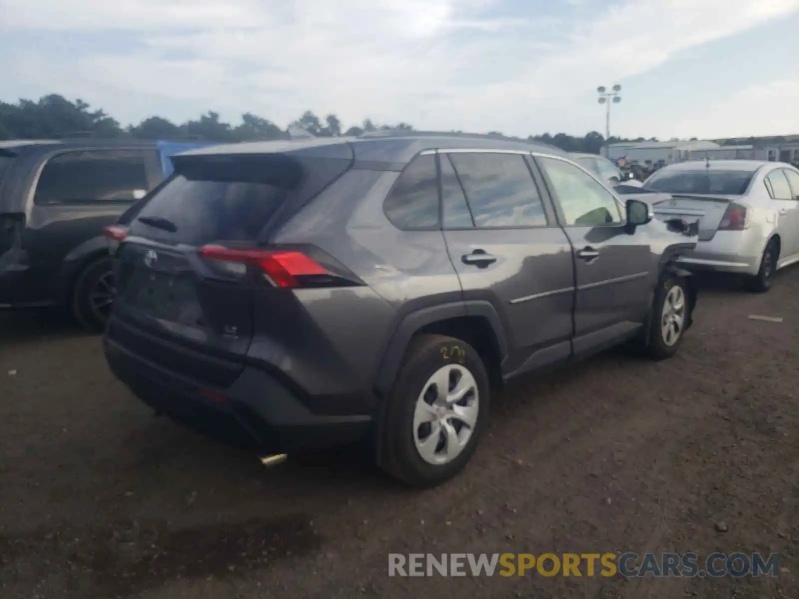 4 Photograph of a damaged car JTMG1RFV7KD500980 TOYOTA RAV4 2019