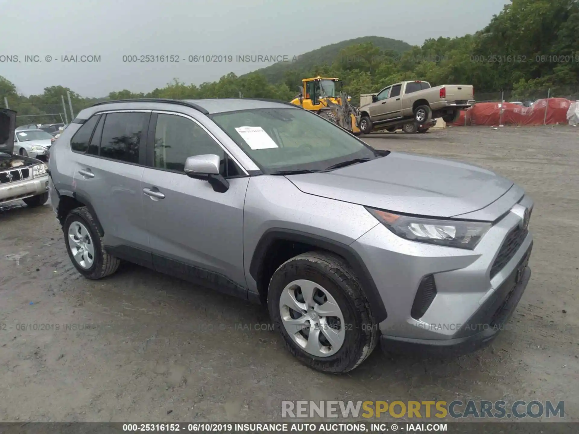 1 Photograph of a damaged car JTMG1RFV7KD503782 TOYOTA RAV4 2019