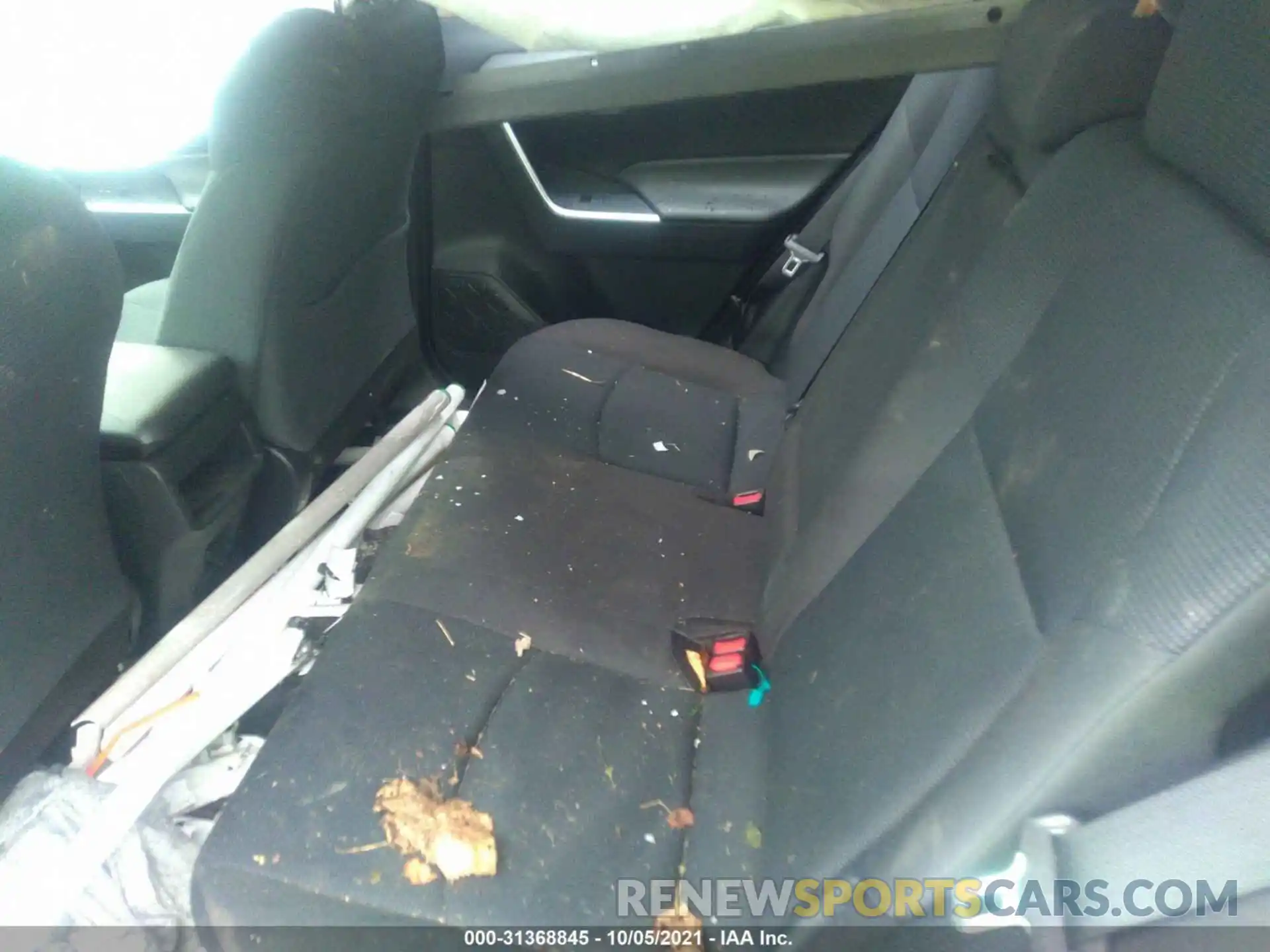 8 Photograph of a damaged car JTMG1RFV7KD515219 TOYOTA RAV4 2019