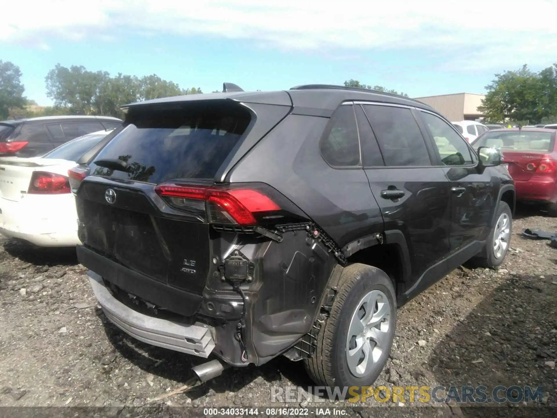 4 Photograph of a damaged car JTMG1RFV7KJ003977 TOYOTA RAV4 2019