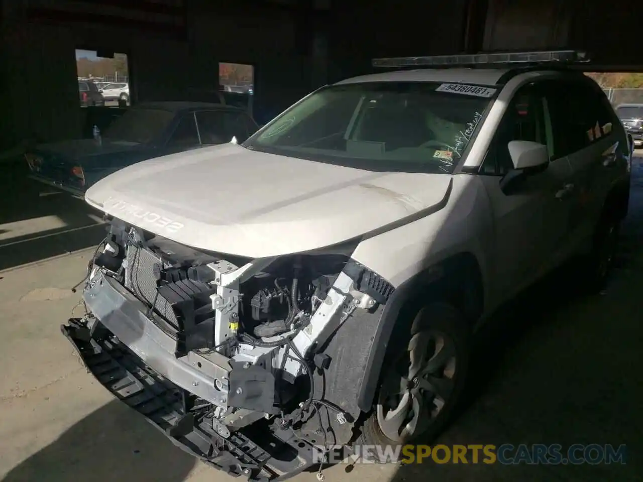 2 Photograph of a damaged car JTMG1RFV7KJ005275 TOYOTA RAV4 2019