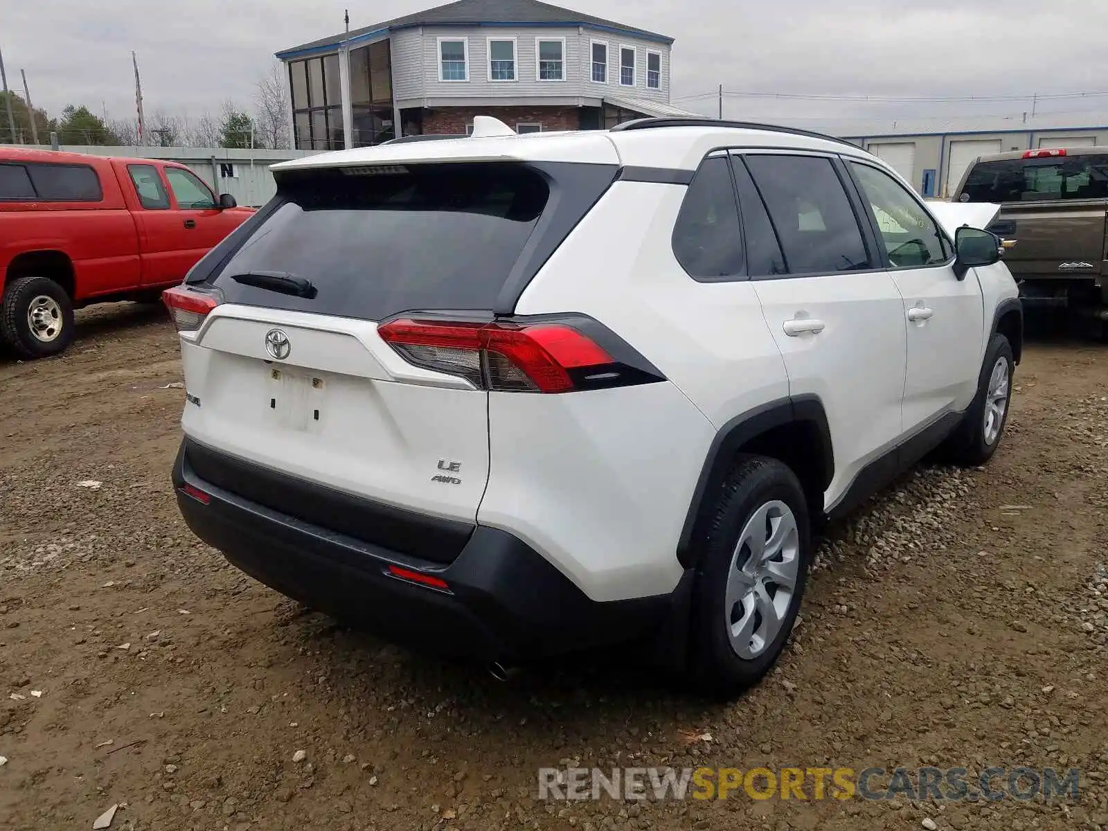 4 Photograph of a damaged car JTMG1RFV7KJ007222 TOYOTA RAV4 2019