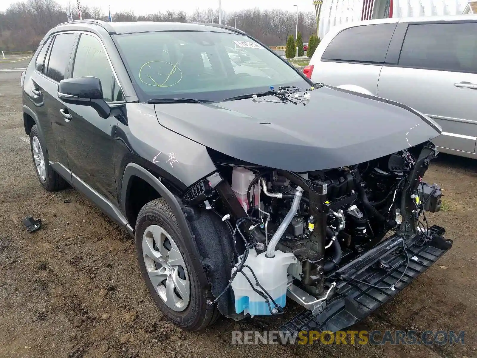 1 Photograph of a damaged car JTMG1RFV7KJ013439 TOYOTA RAV4 2019